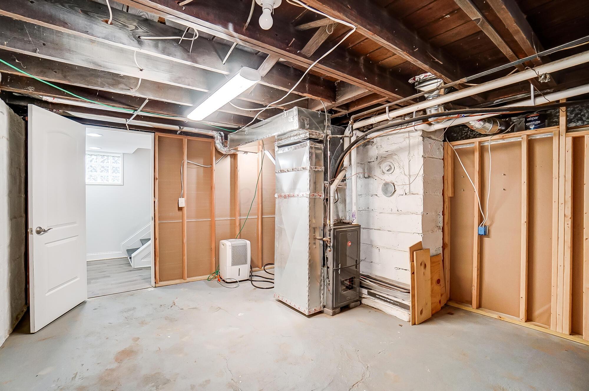 992 Carpenter Street Property Photo 60
