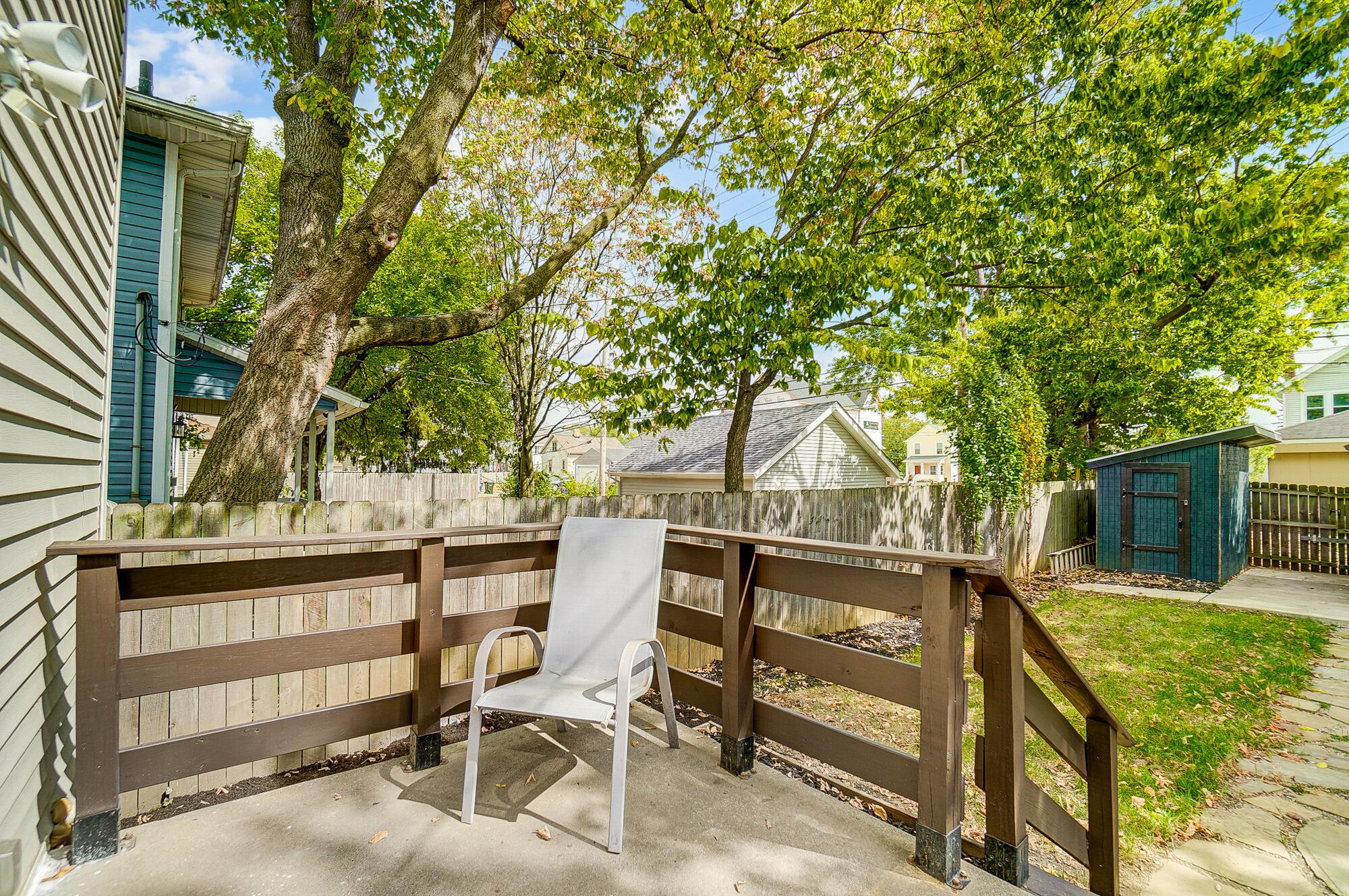 992 Carpenter Street Property Photo 62