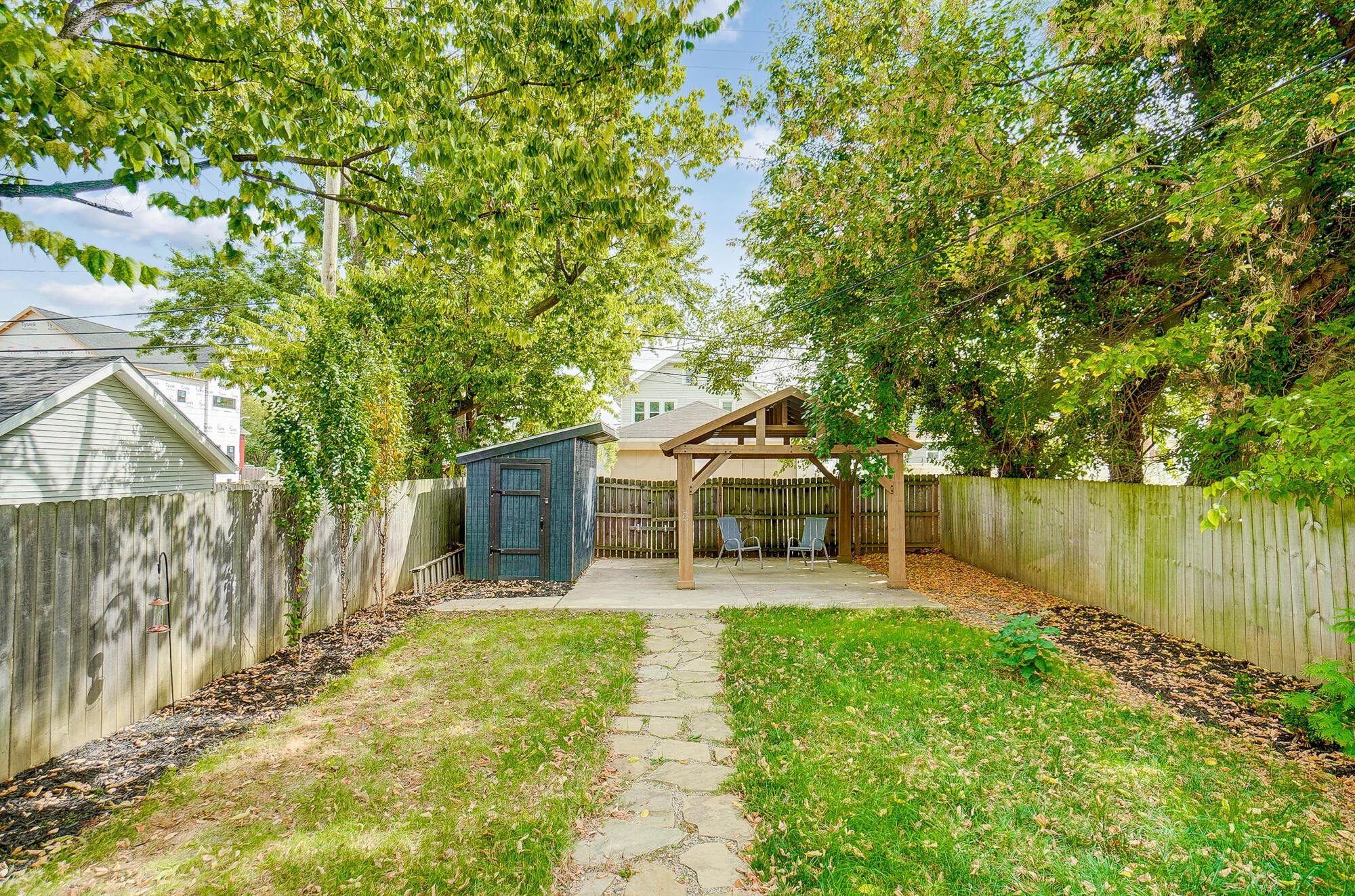 992 Carpenter Street Property Photo 65