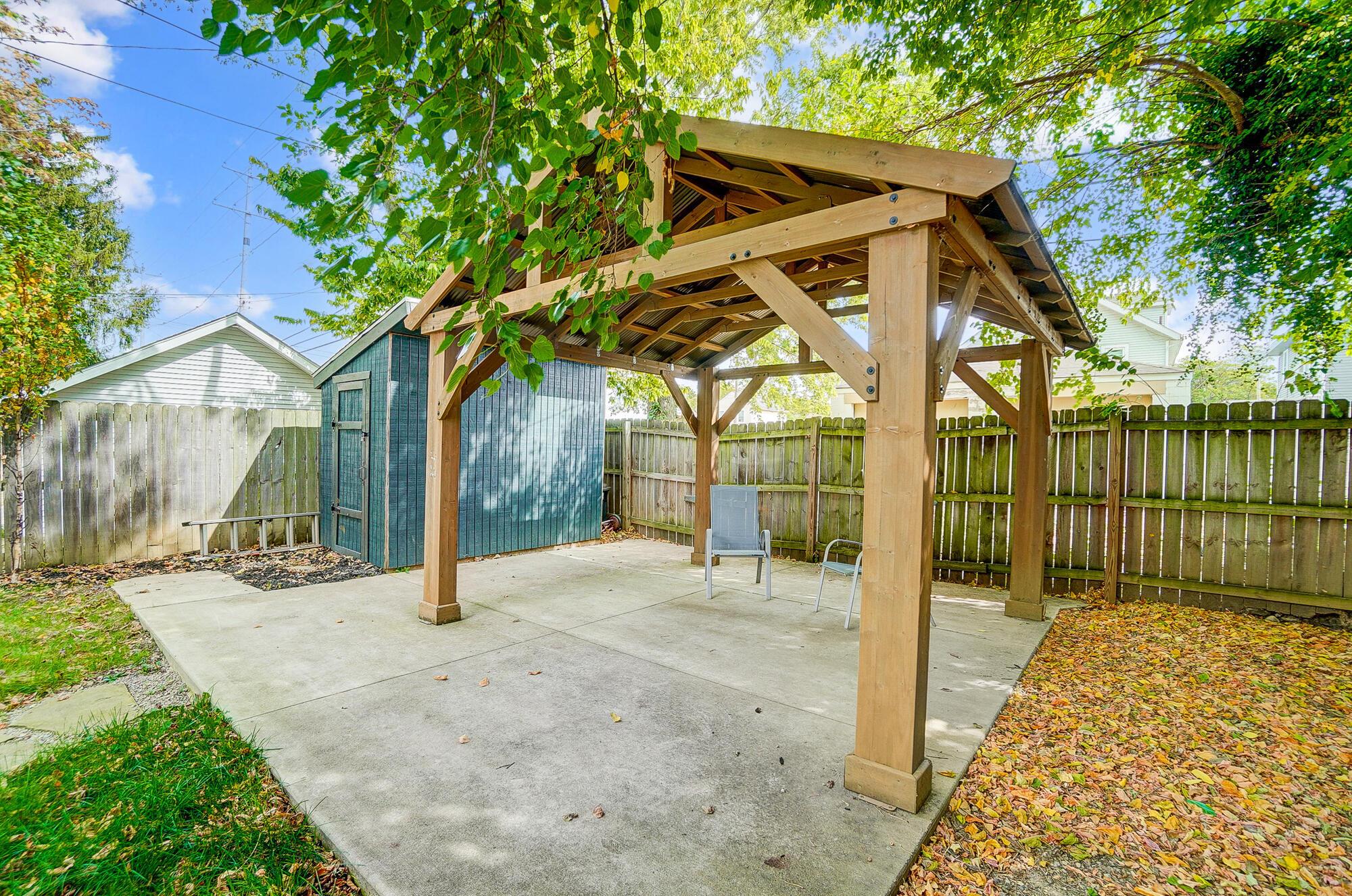 992 Carpenter Street Property Photo 69