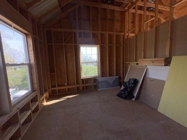 2948 Main Street Property Photo 13