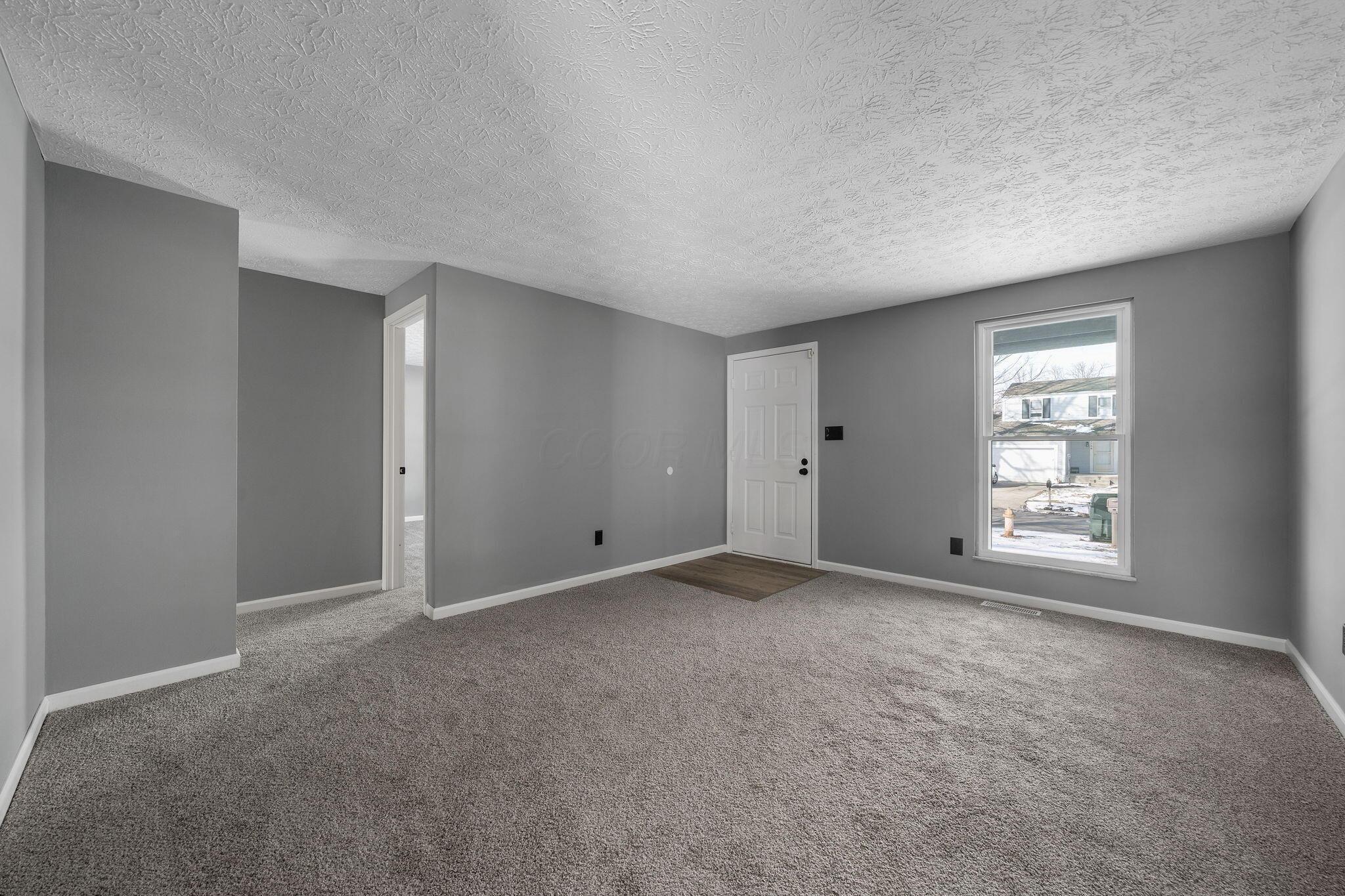 2167 Kilbourne Avenue Property Photo 5