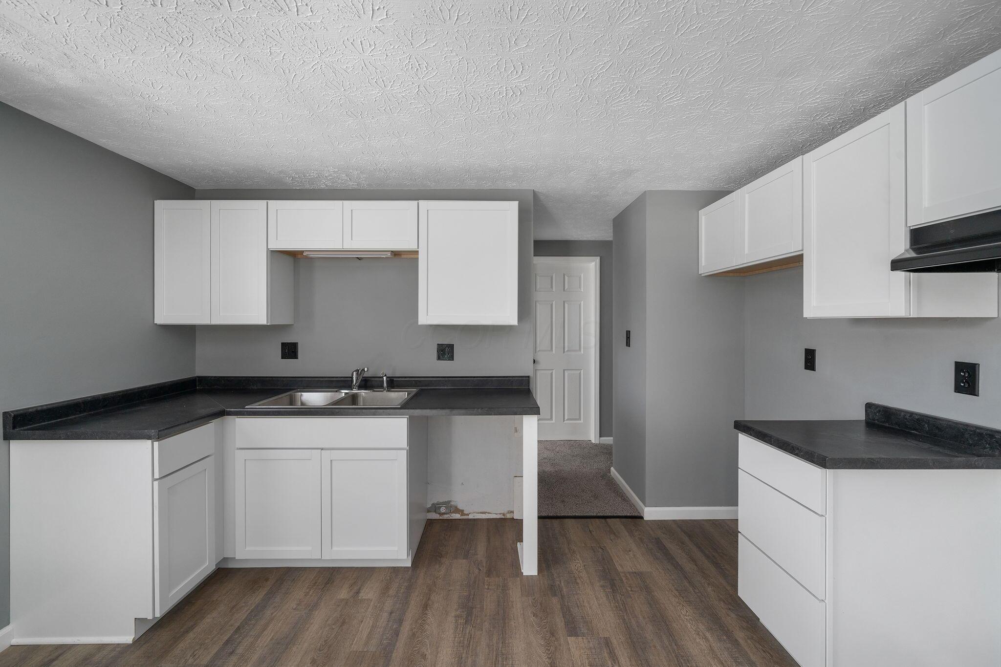 2167 Kilbourne Avenue Property Photo 8