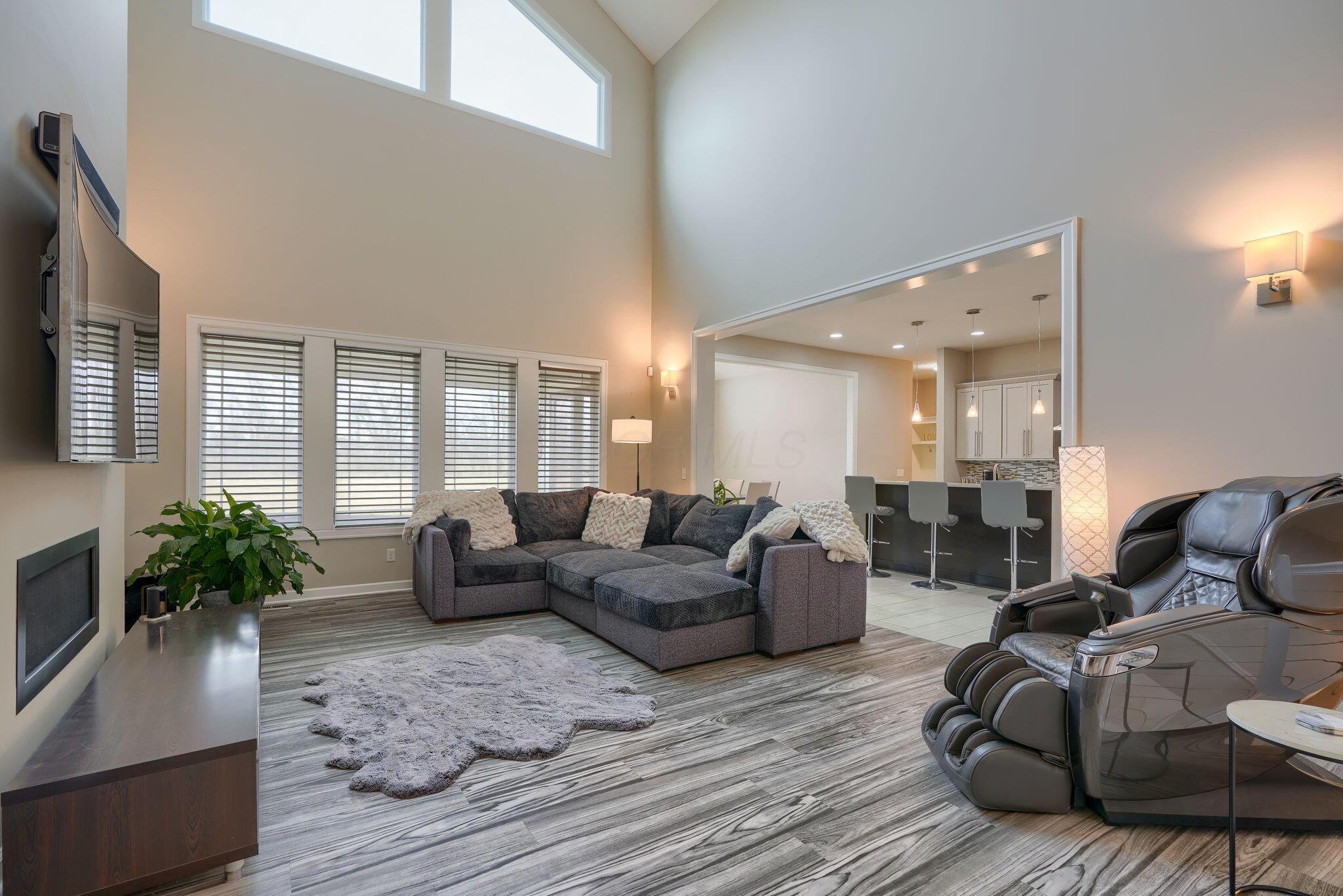 1524 Lovingston Way Property Photo 18