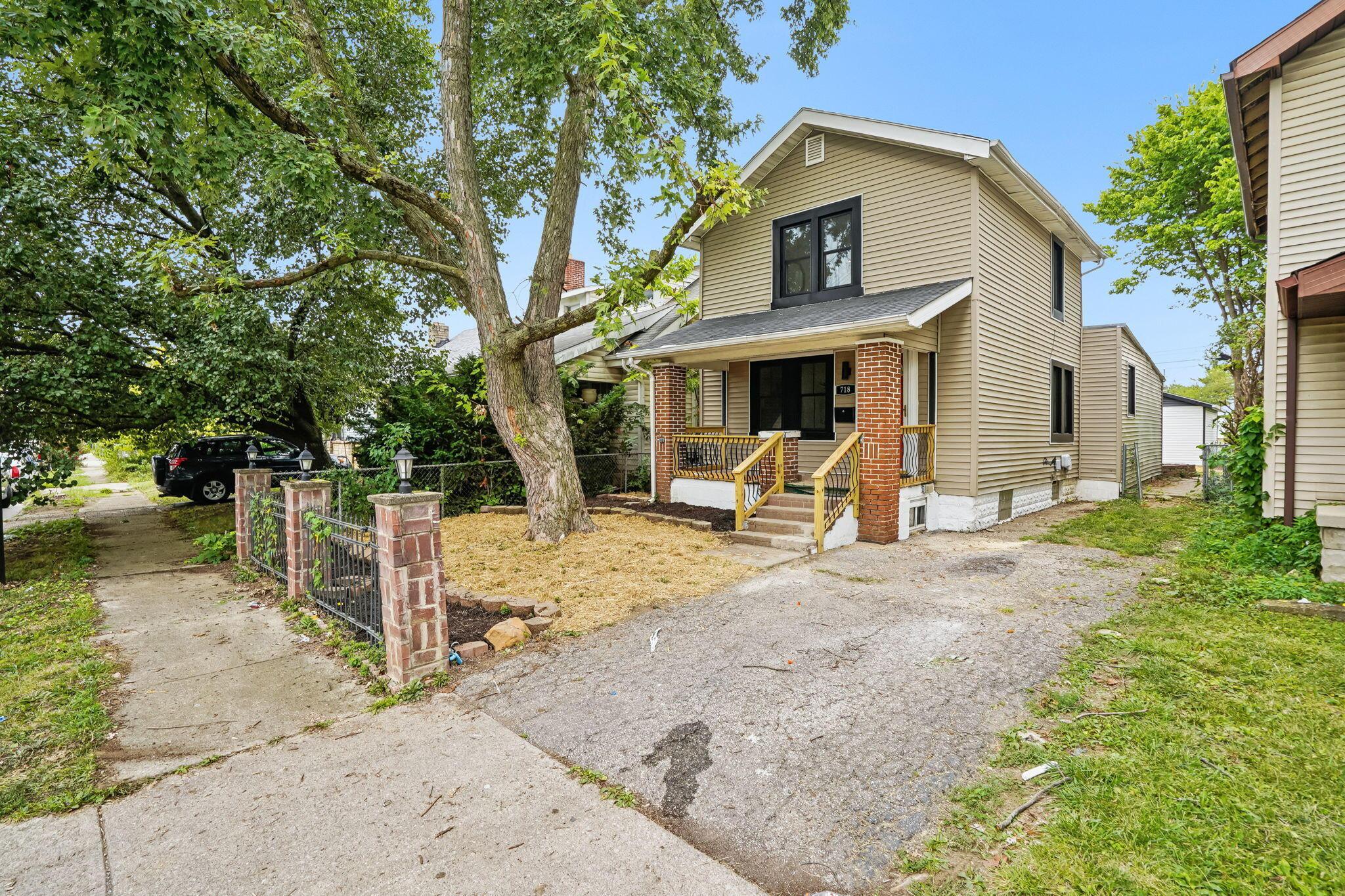 718 Hanford Street Property Photo 2