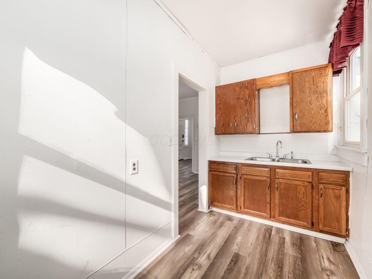7106 Columbus Road Property Photo 13