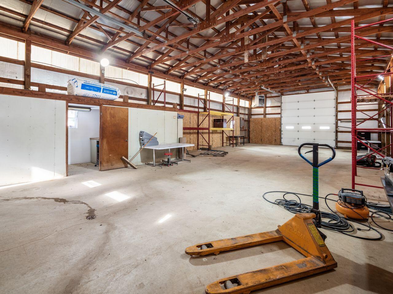 7106 Columbus Road Property Photo 33
