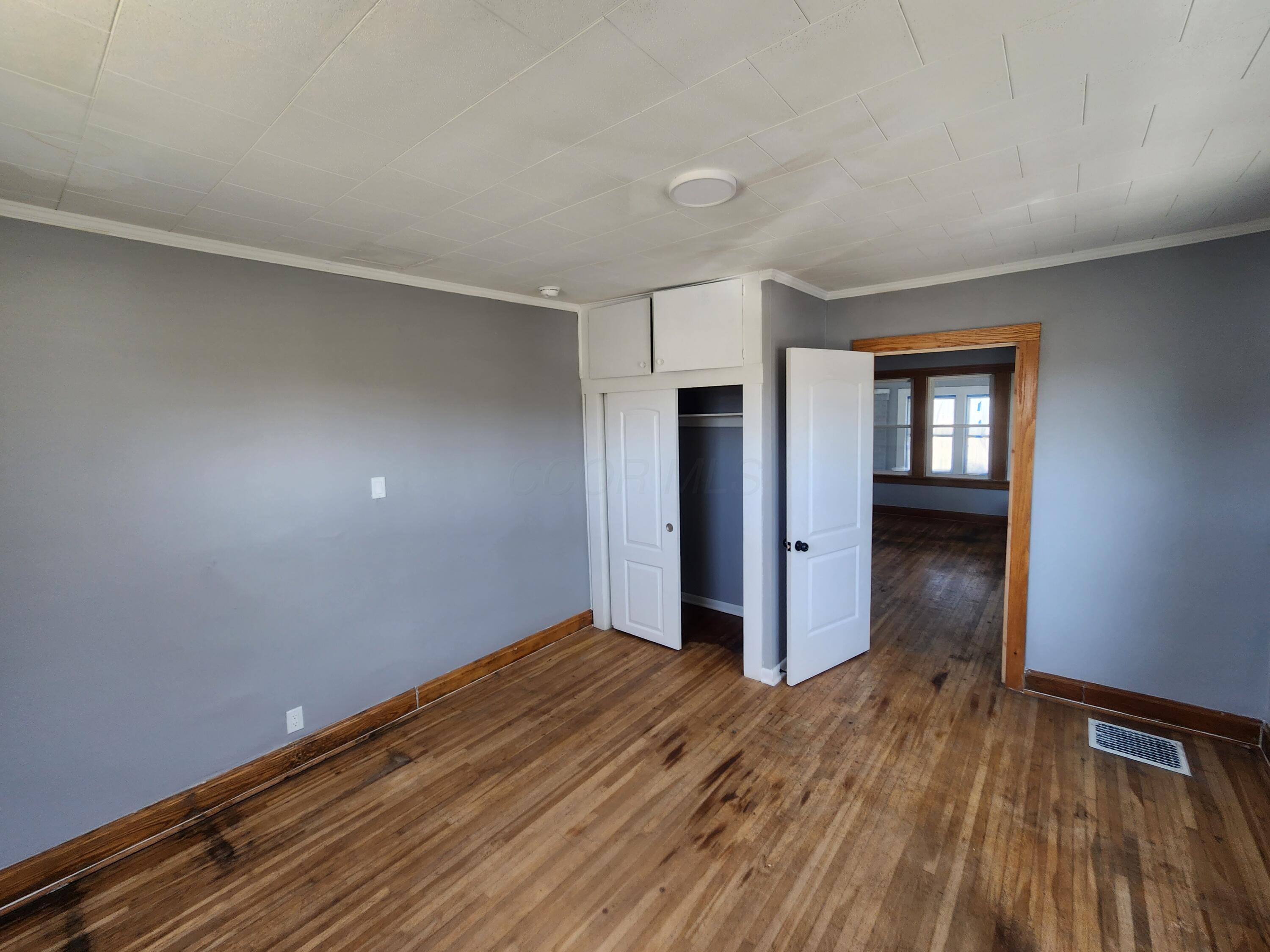 1575 Humphrey Avenue Property Photo 9