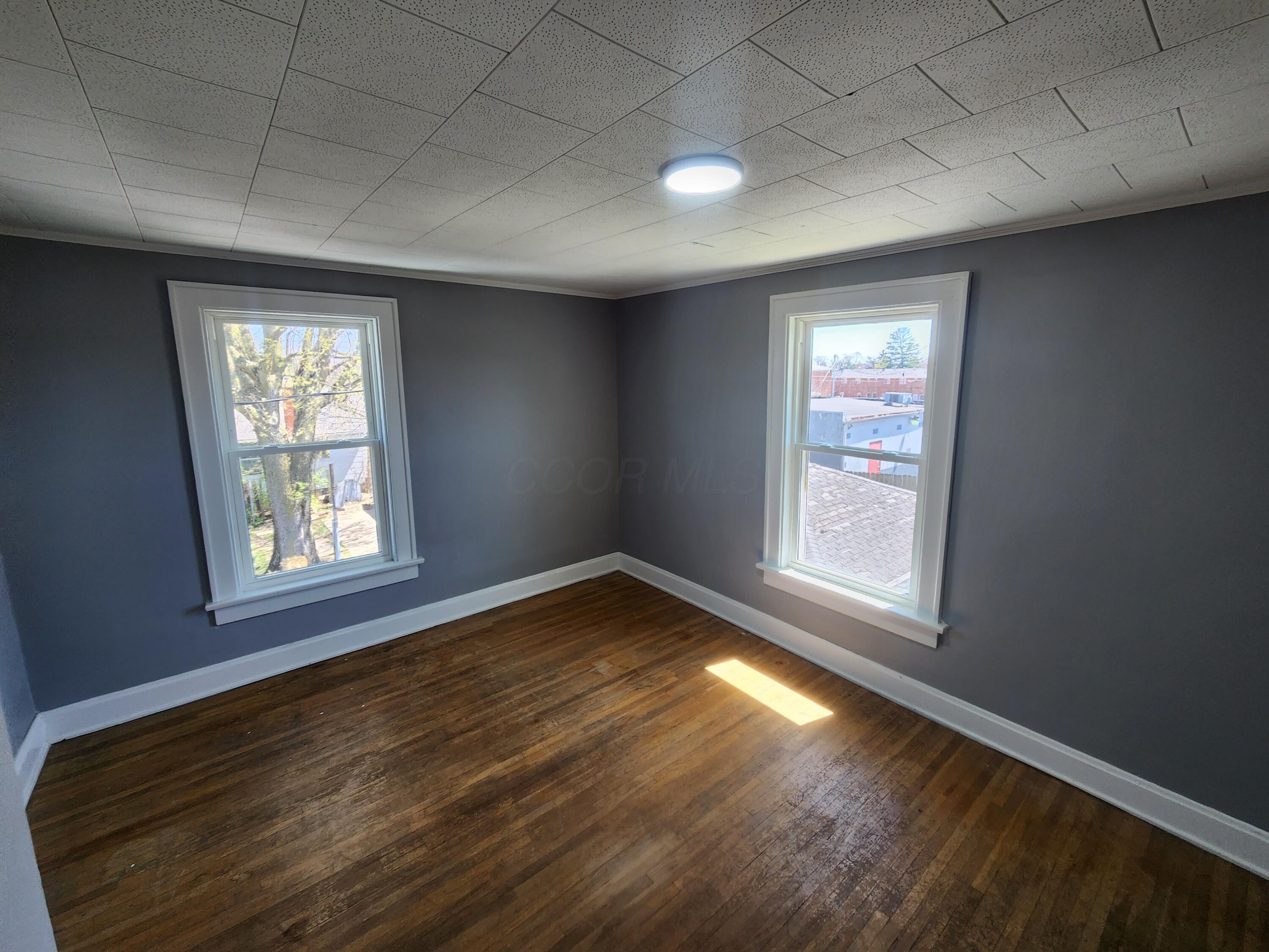 1575 Humphrey Avenue Property Photo 24
