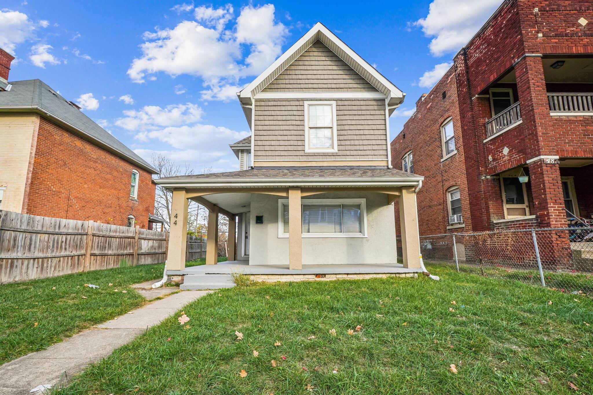 44 Whitethorne Avenue Property Photo 1