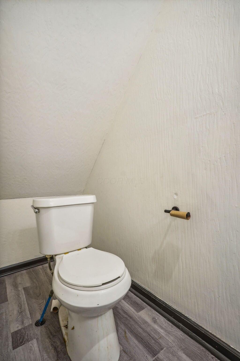44 Whitethorne Avenue Property Photo 7