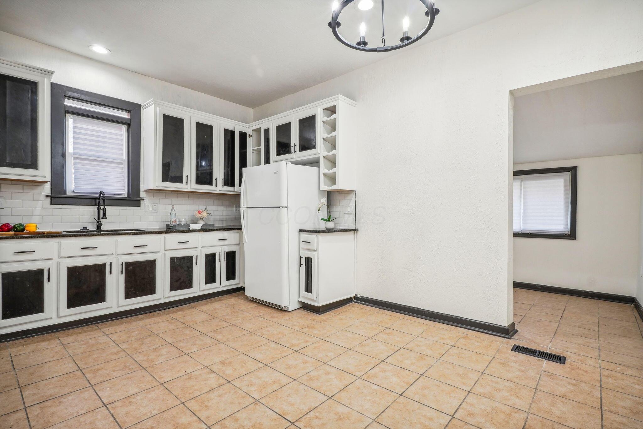 44 Whitethorne Avenue Property Photo 19