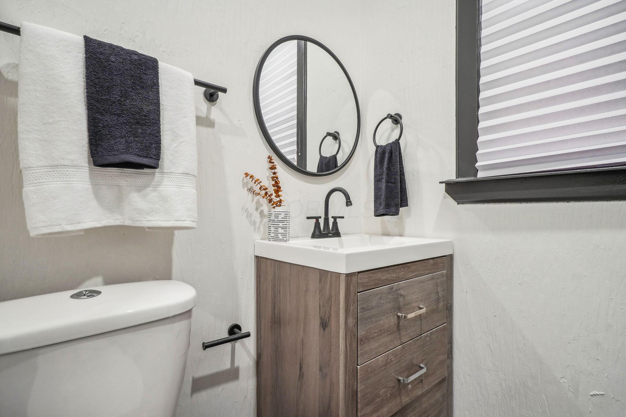 44 Whitethorne Avenue Property Photo 24