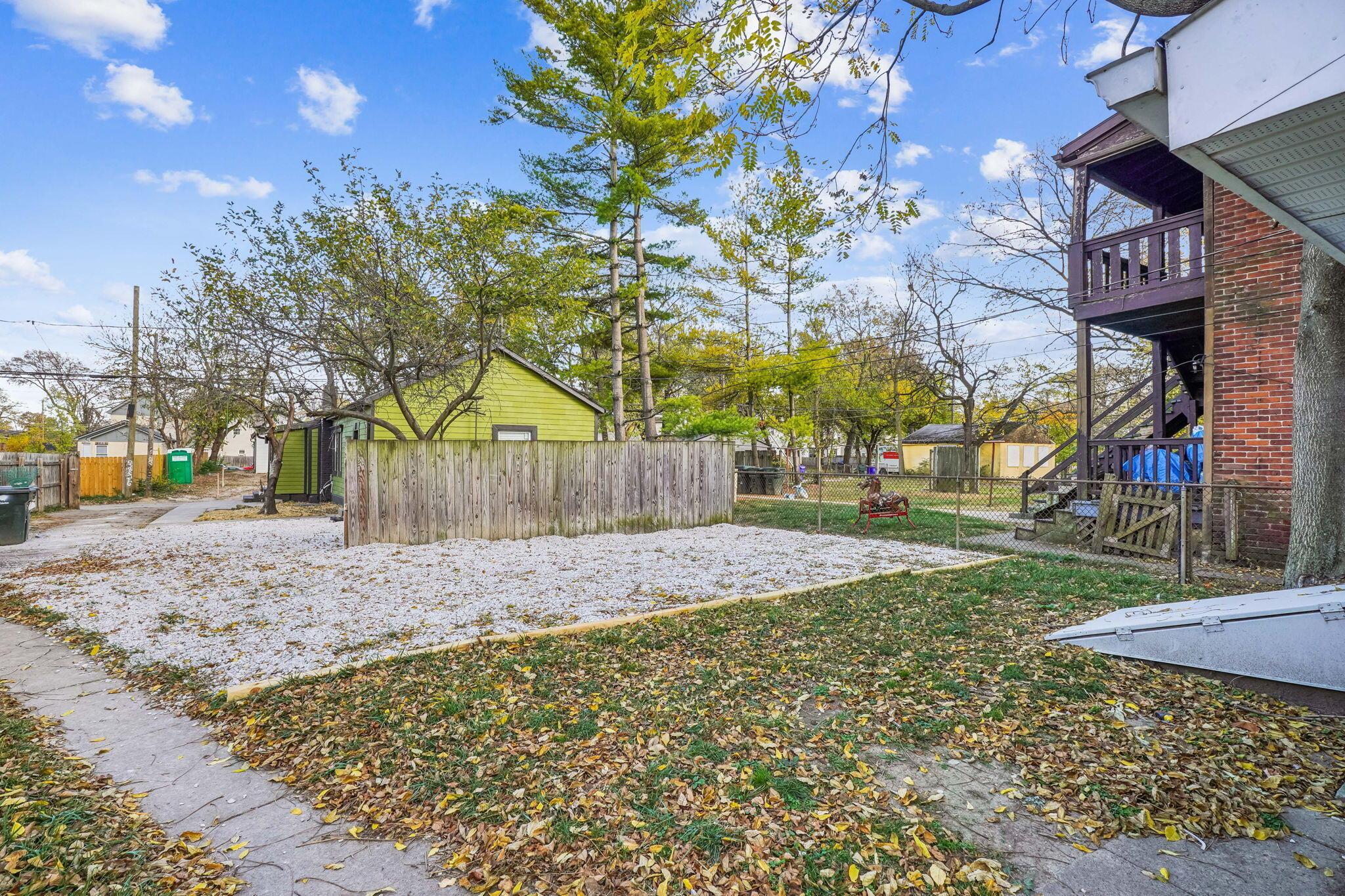 44 Whitethorne Avenue Property Photo 34