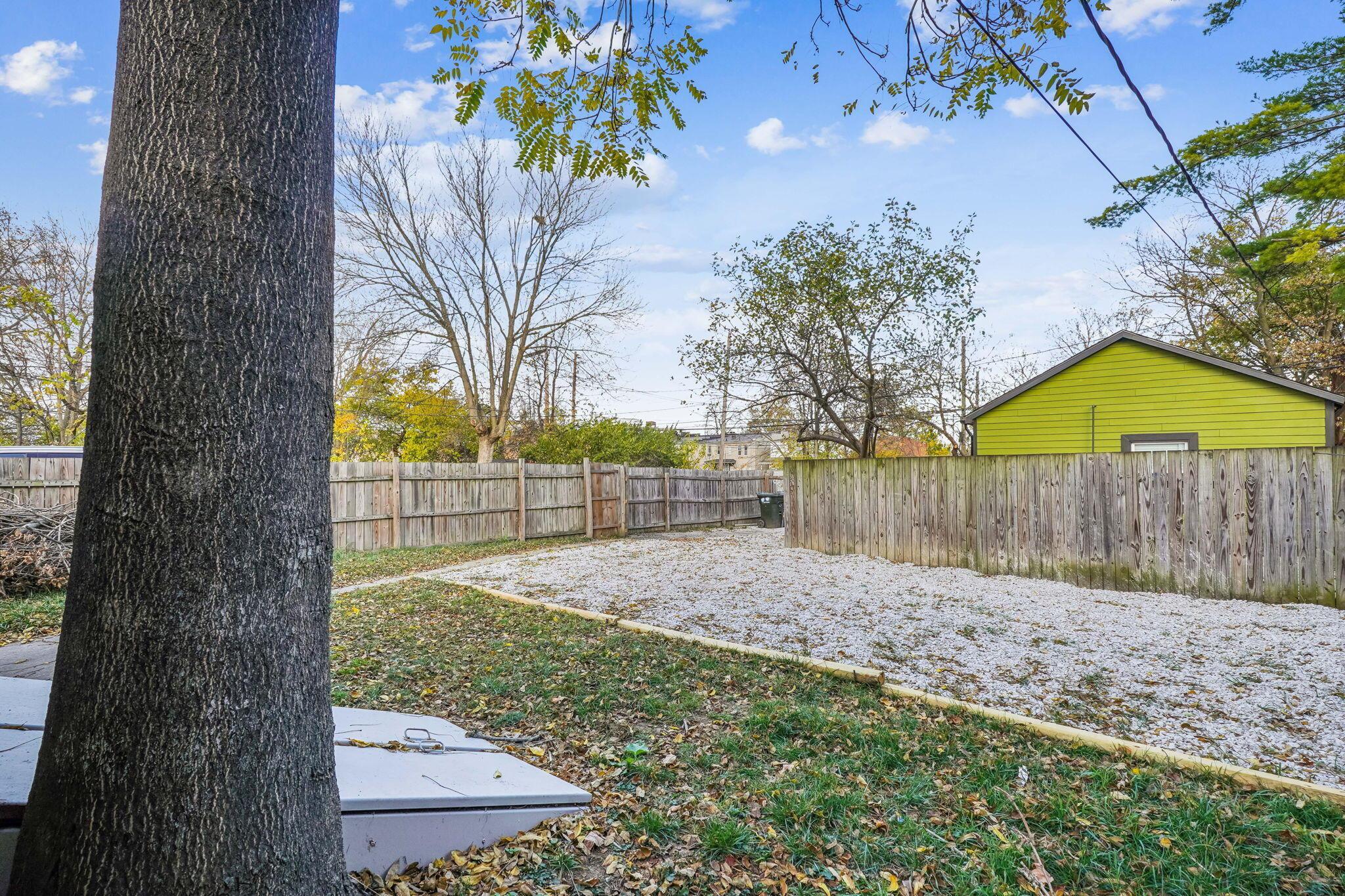 44 Whitethorne Avenue Property Photo 35