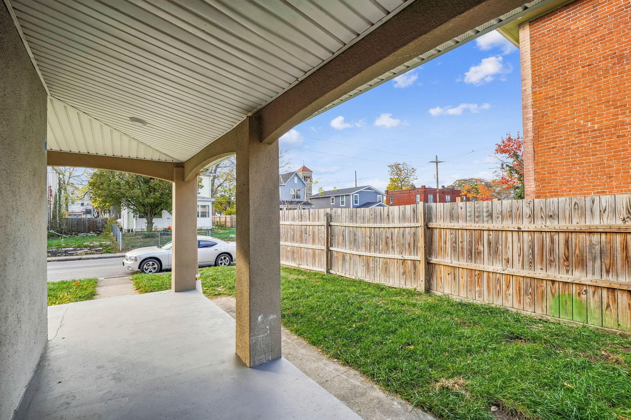 44 Whitethorne Avenue Property Photo 38