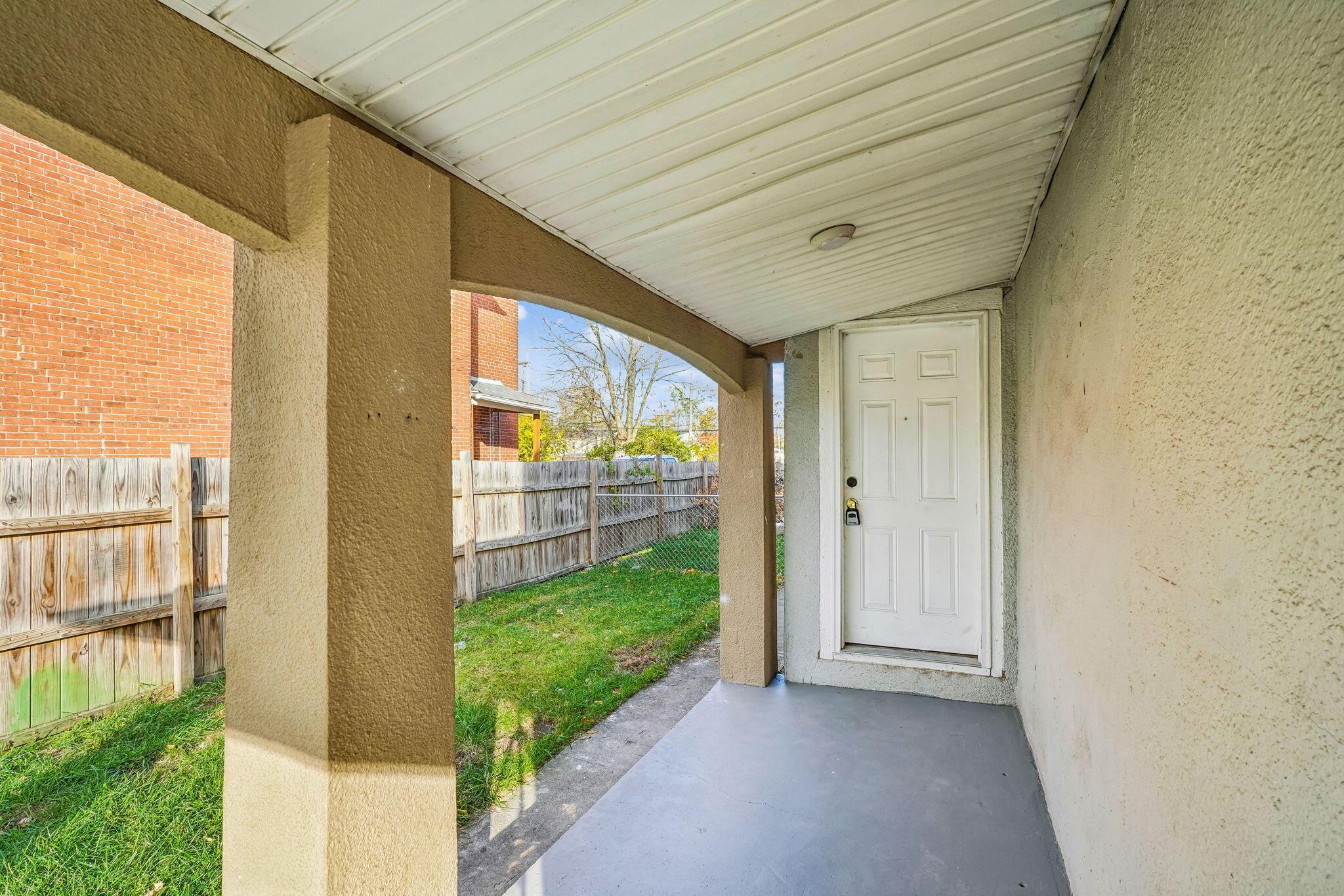 44 Whitethorne Avenue Property Photo 40