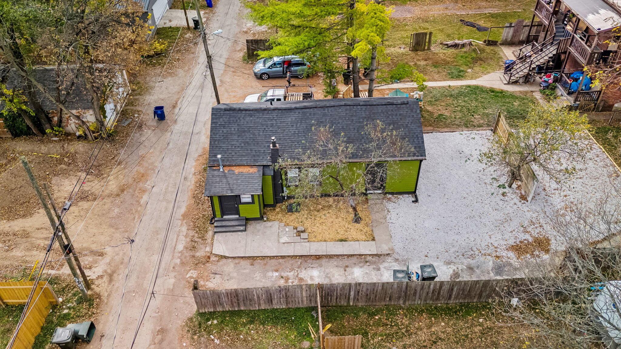 44 Whitethorne Avenue Property Photo 62