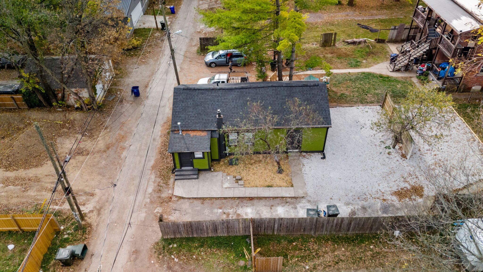 44 Whitethorne Avenue Property Photo 63