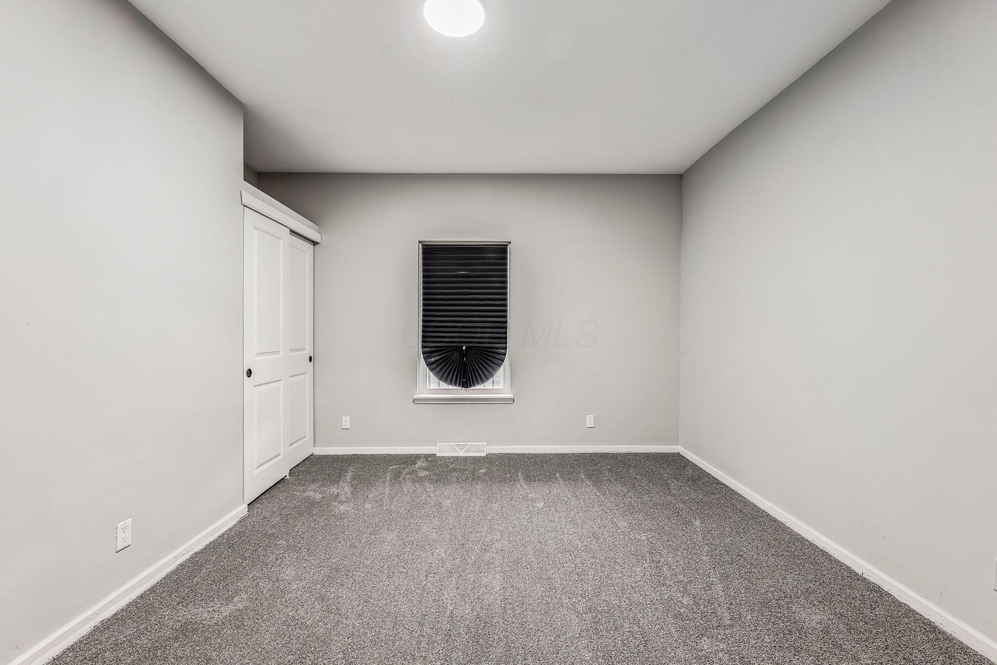 1571 Arlington Avenue Property Photo 9
