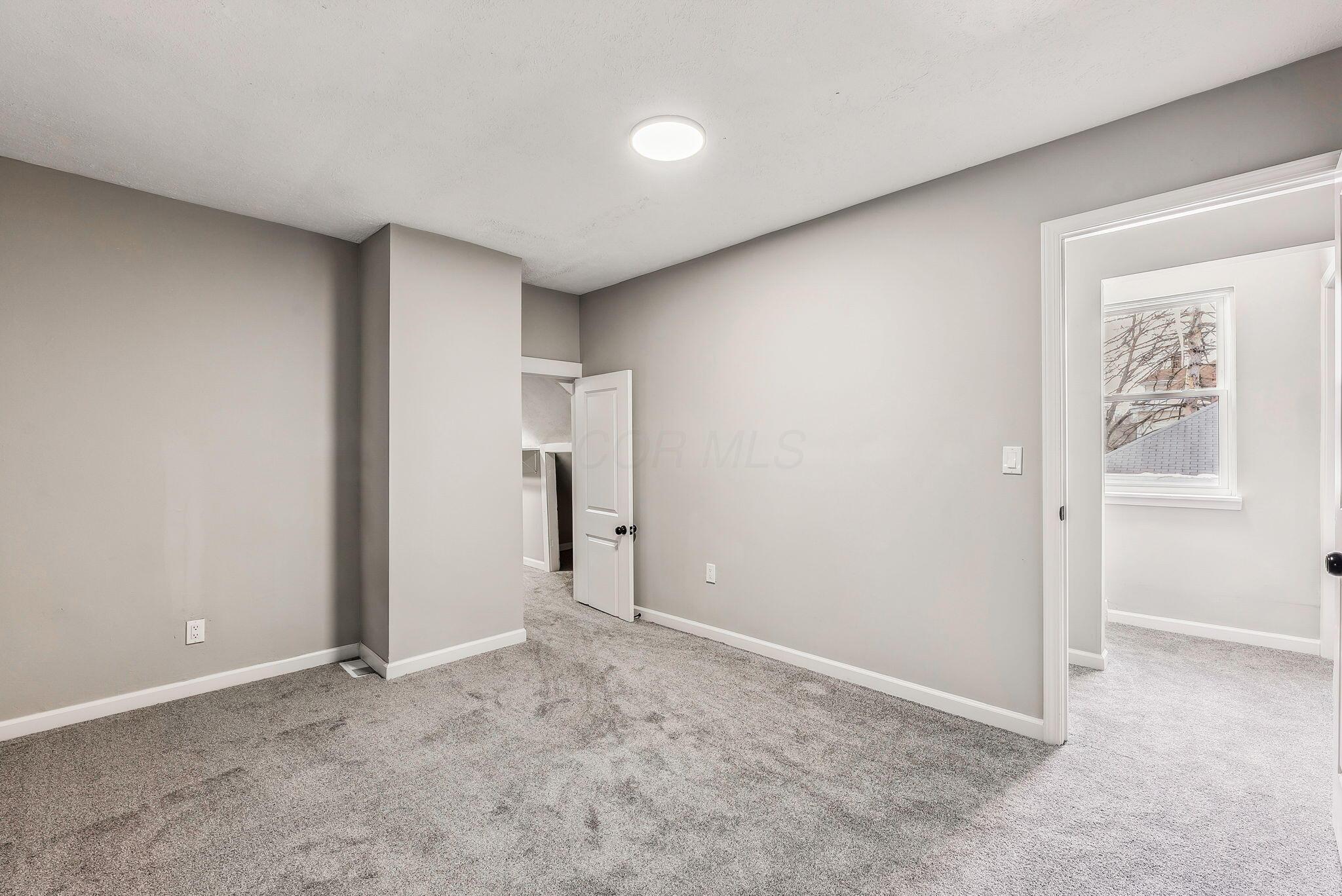 1571 Arlington Avenue Property Photo 20