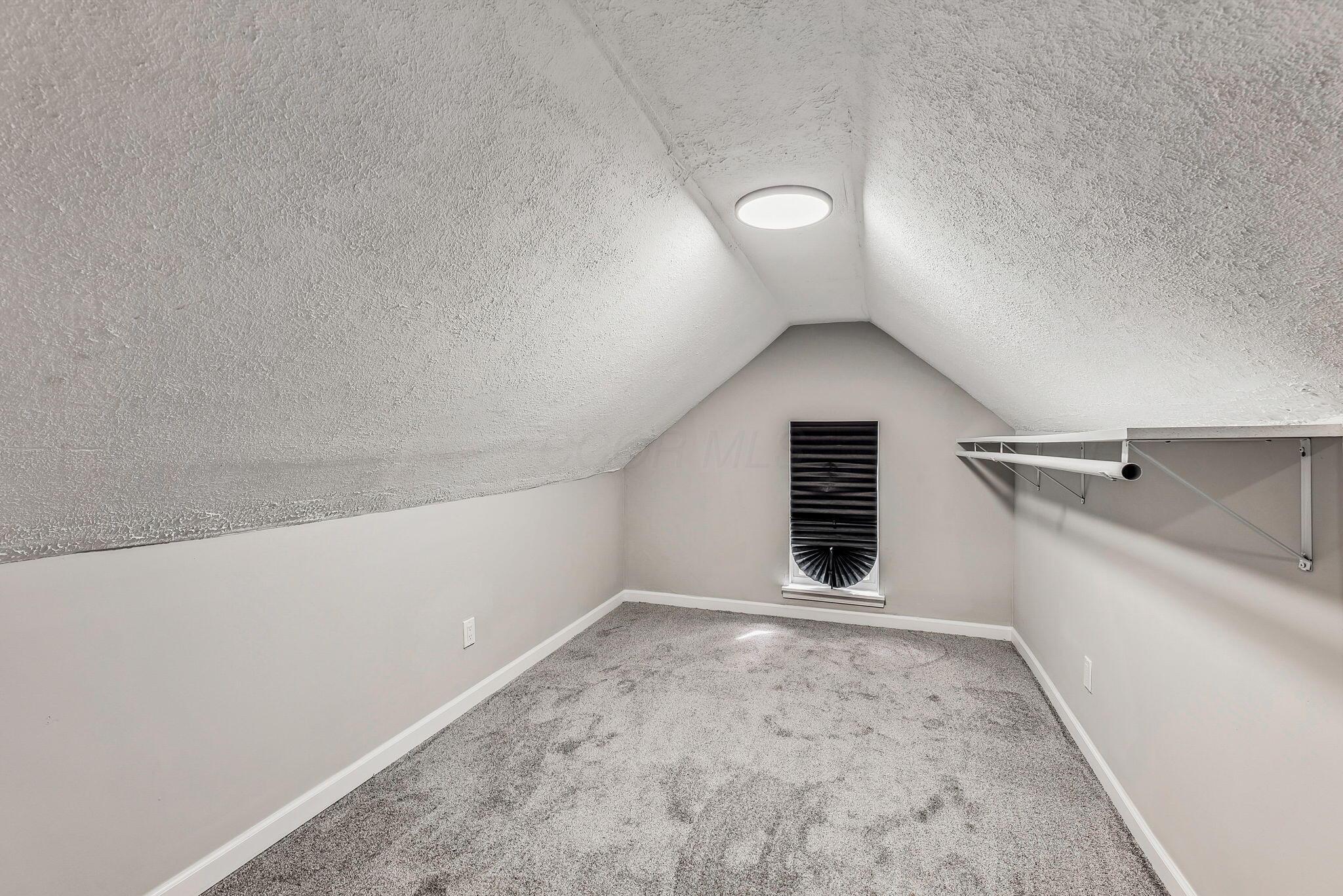 1571 Arlington Avenue Property Photo 21