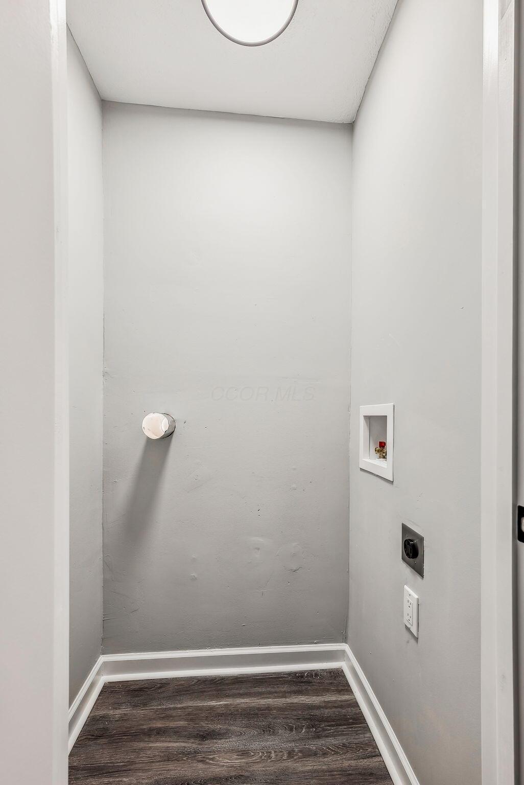1571 Arlington Avenue Property Photo 22