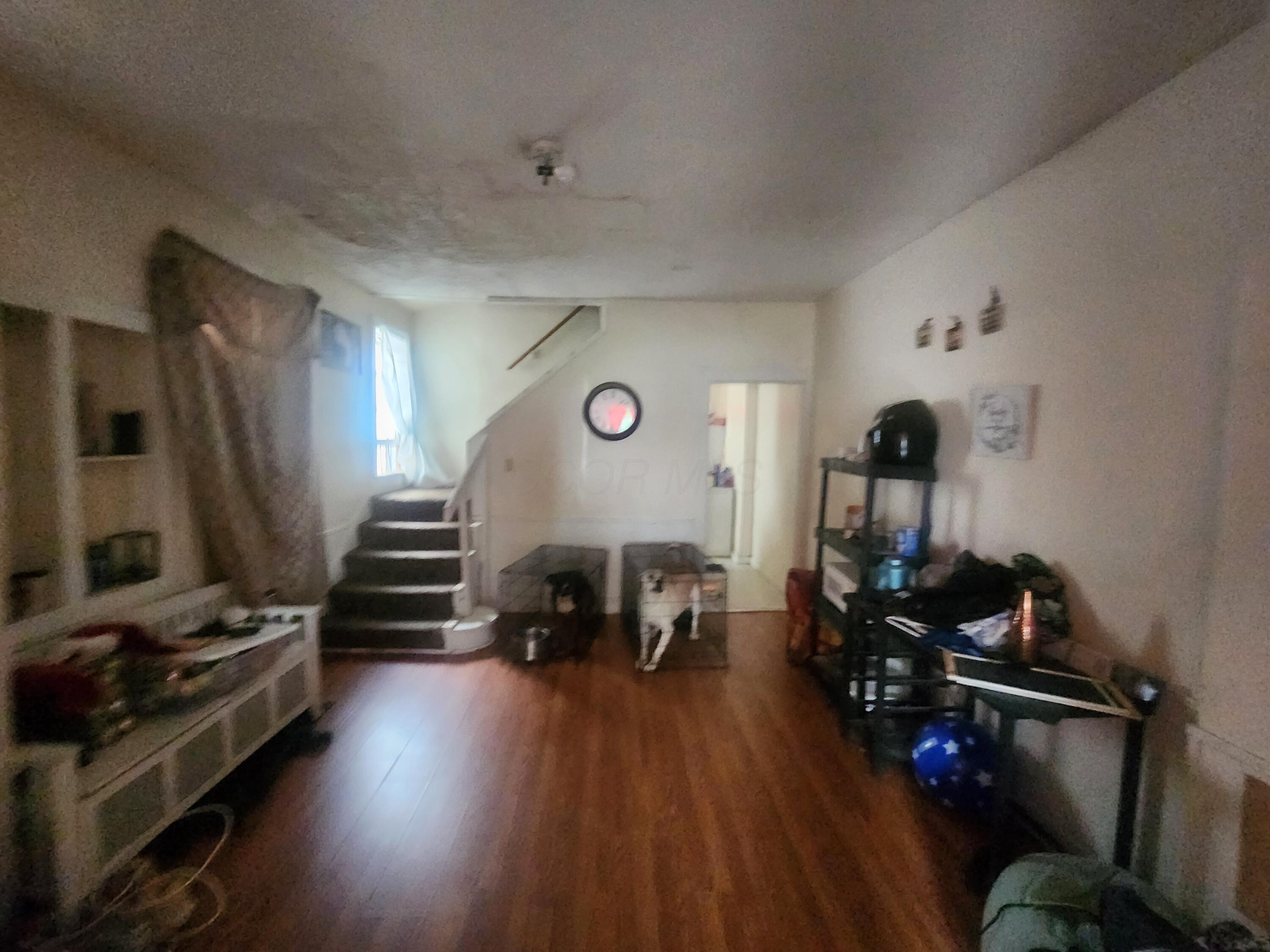 62-64 S Eureka Avenue Property Photo 4