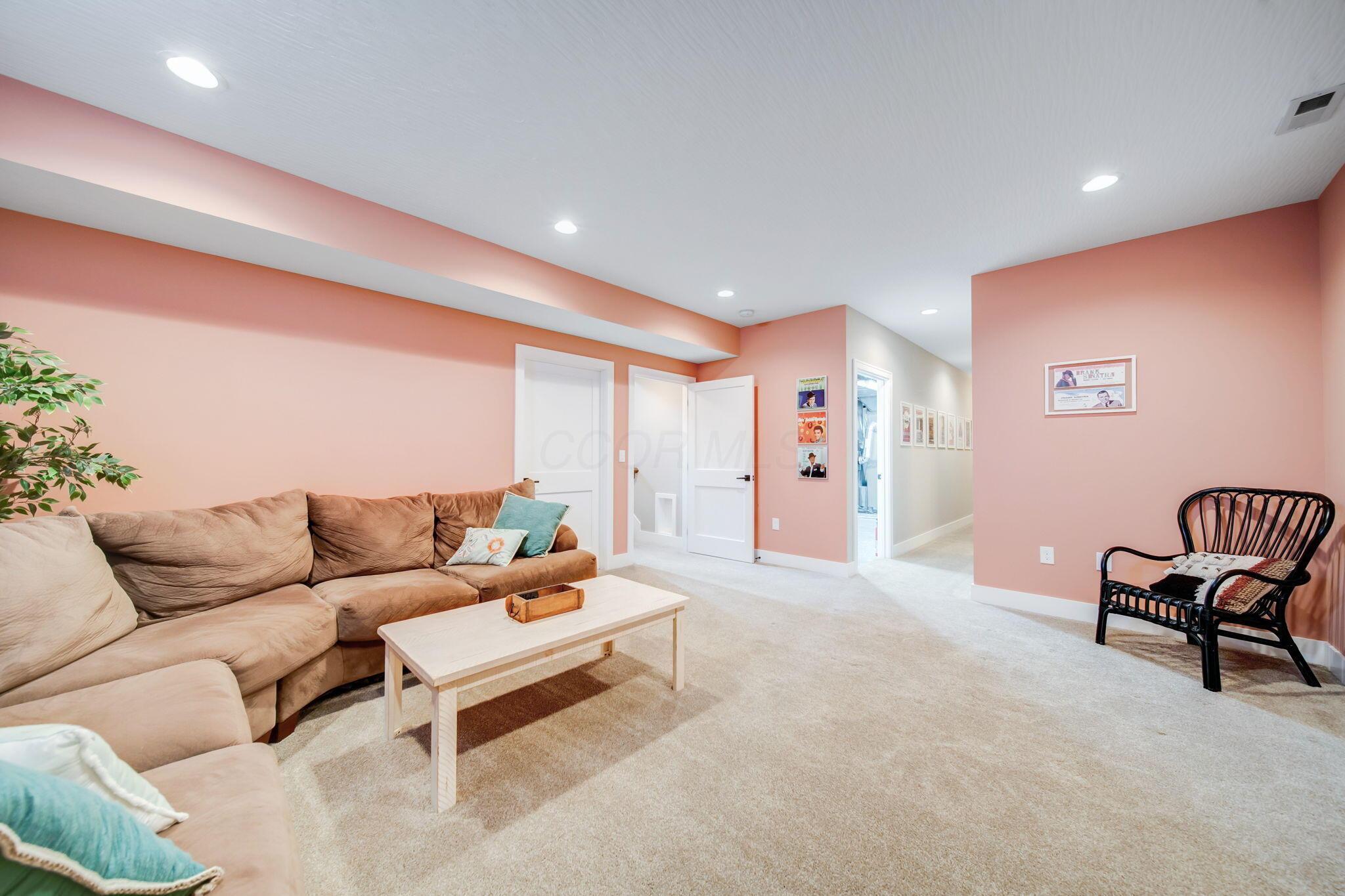 7917 Genova Court Property Photo 38