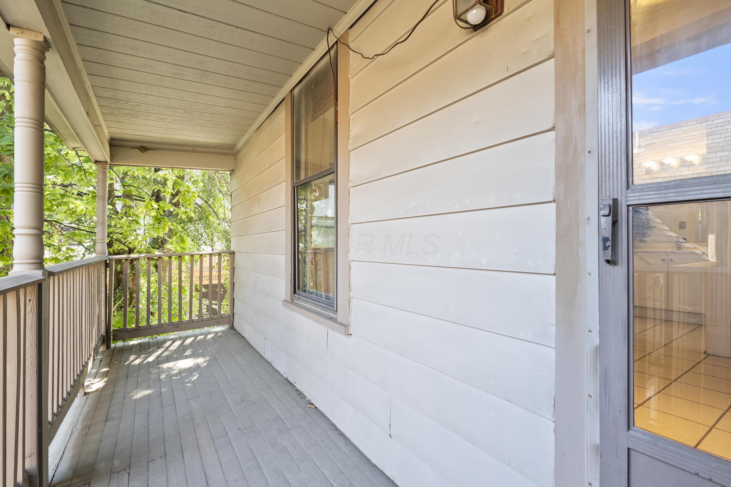 1014 Neil Avenue, B Property Photo 12