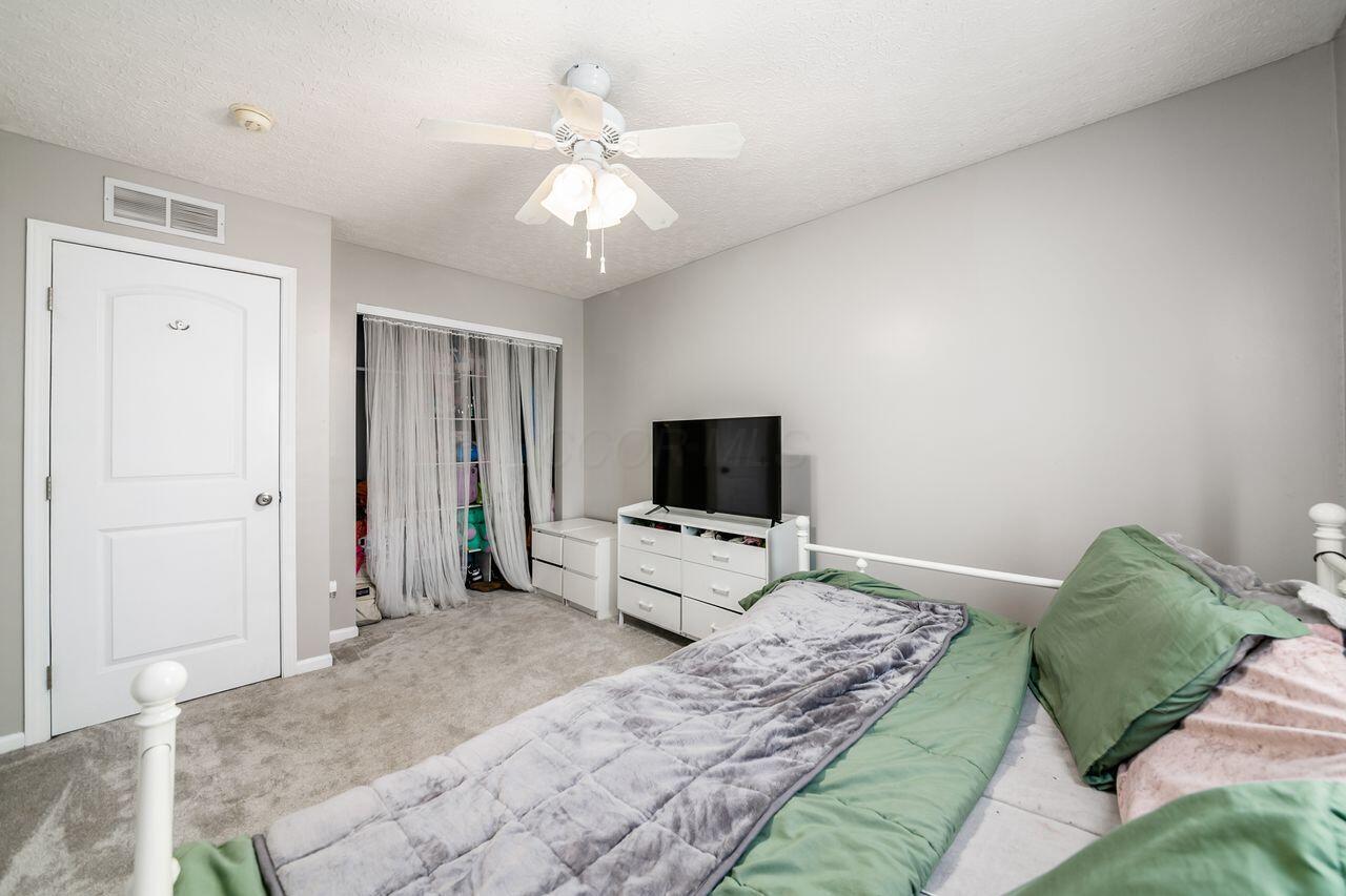 414 Sandmar Court Property Photo 23