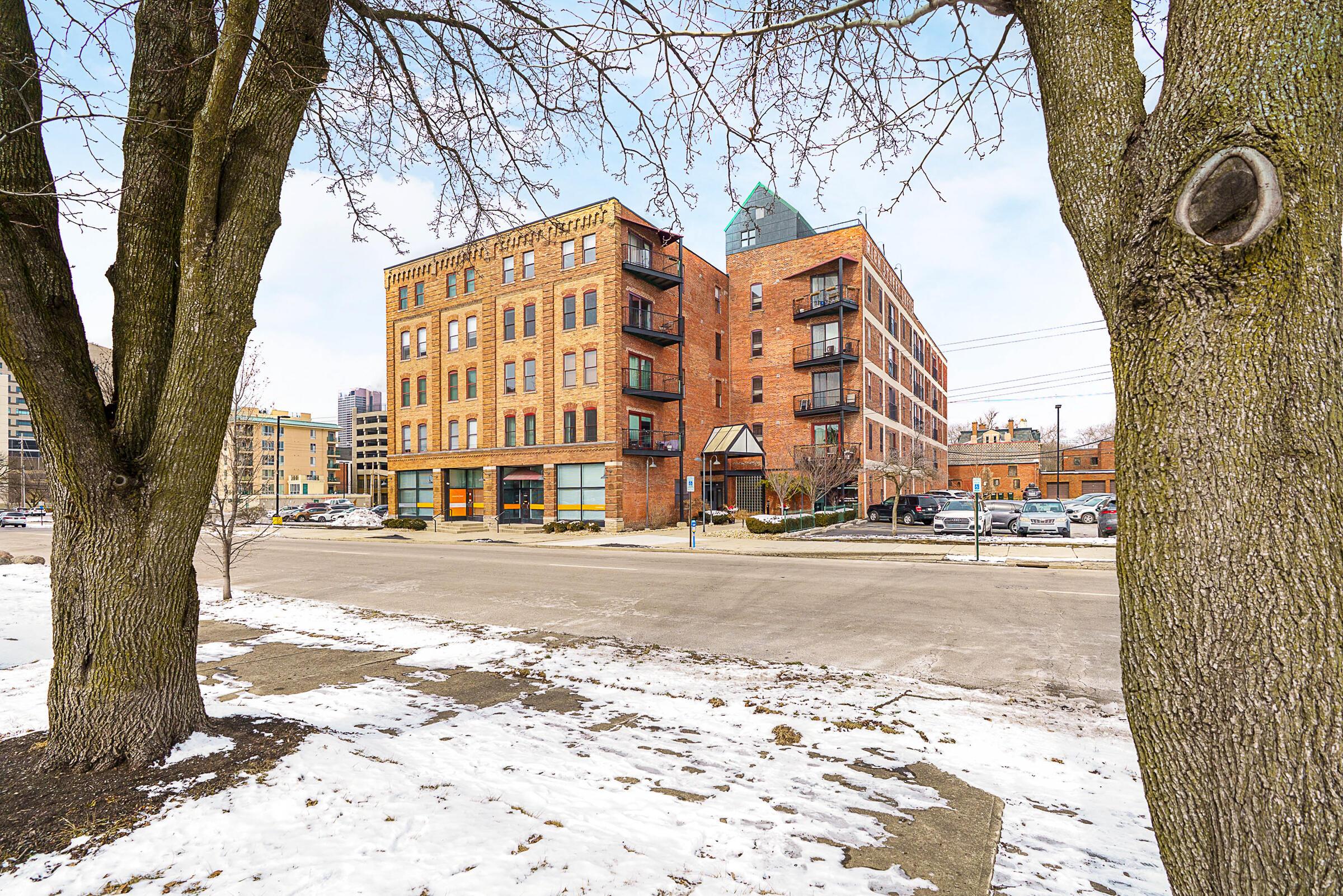 432 E Rich Street, 3i Property Photo 1