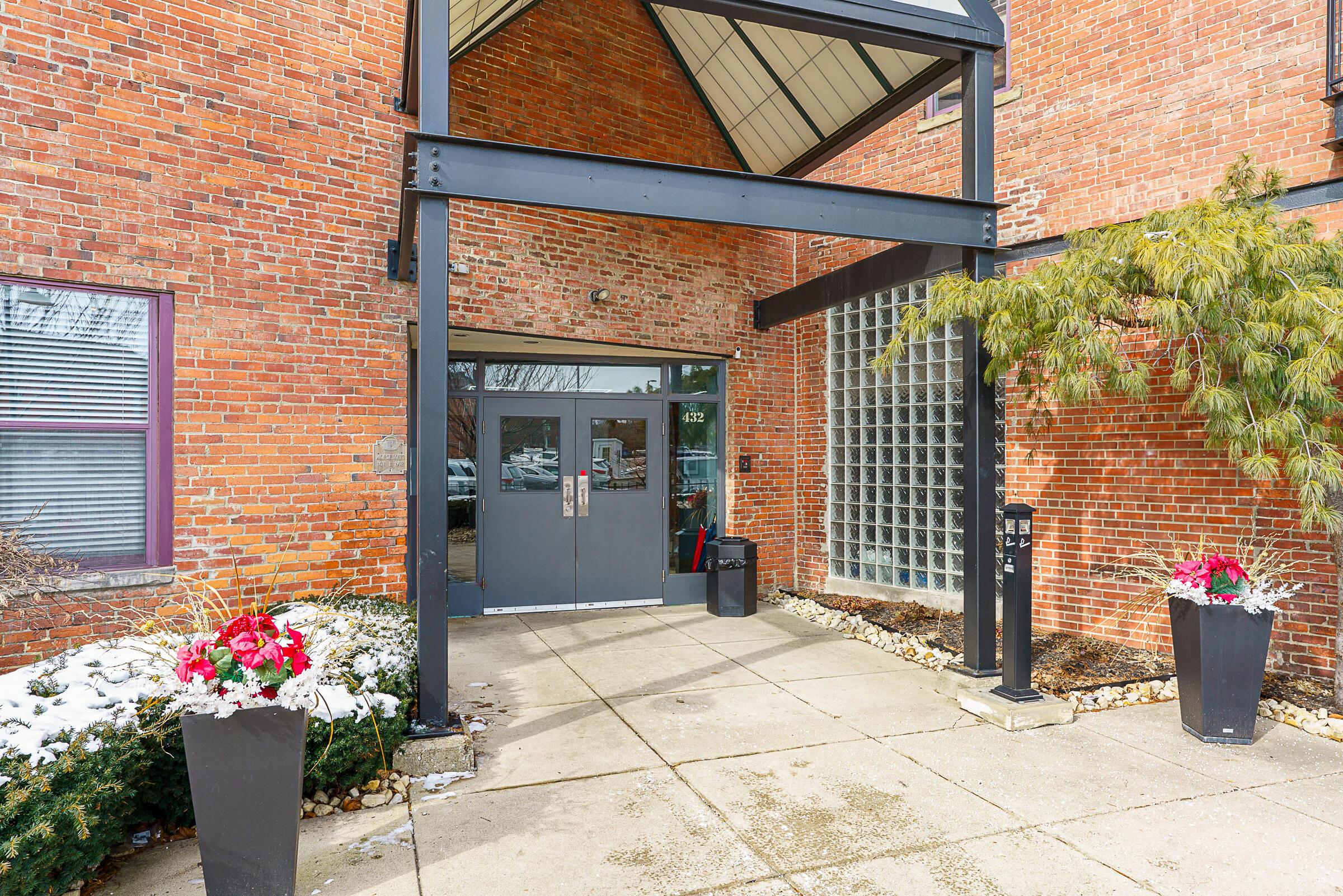 432 E Rich Street, 3i Property Photo 3