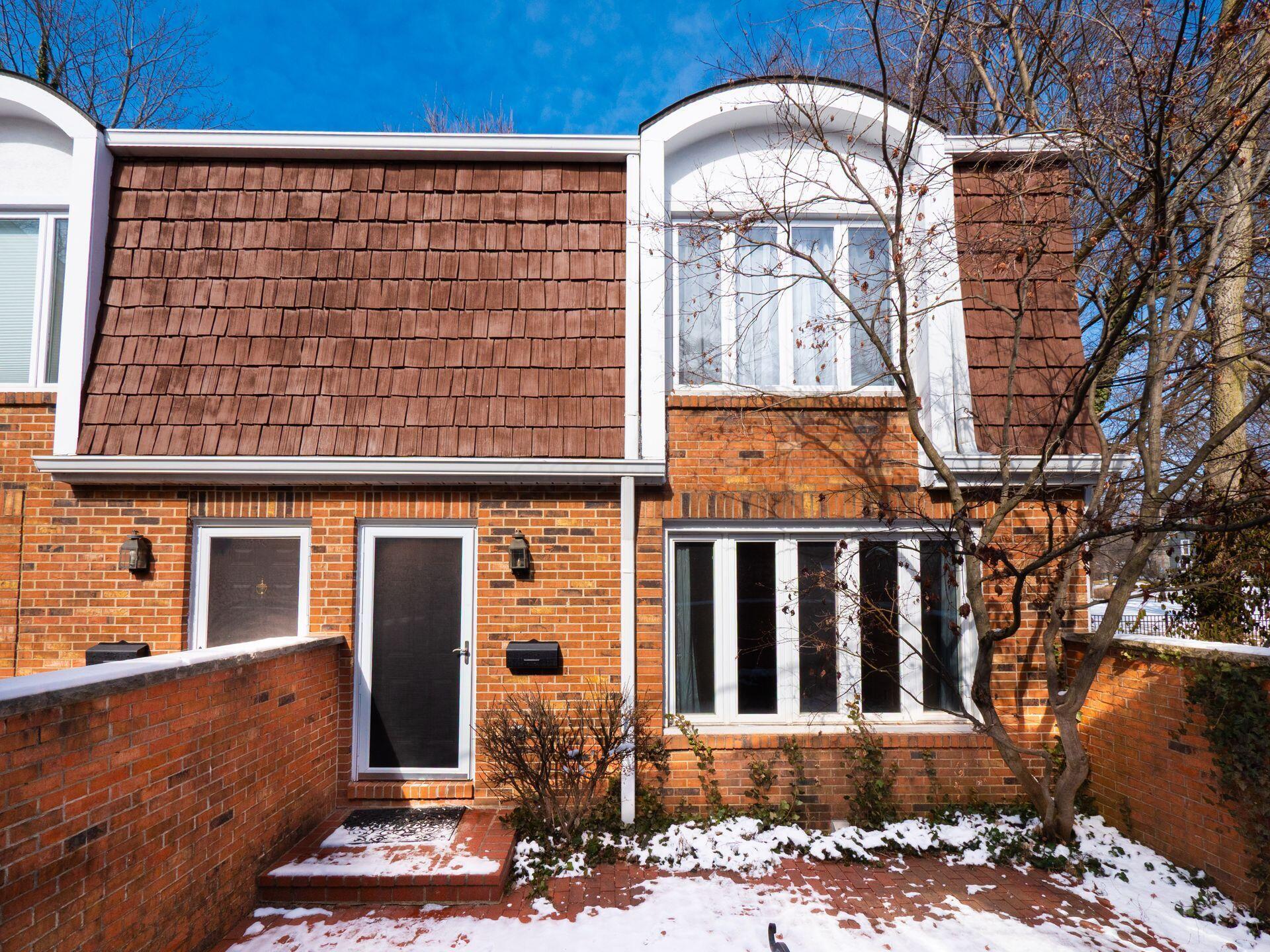 108 E Dublin Granville Road, K Property Photo 1