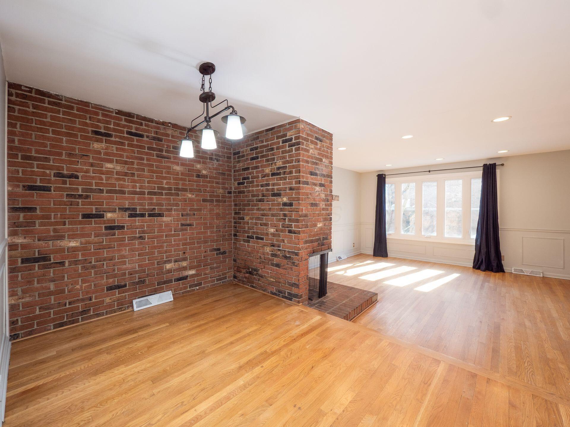 108 E Dublin Granville Road, K Property Photo 10