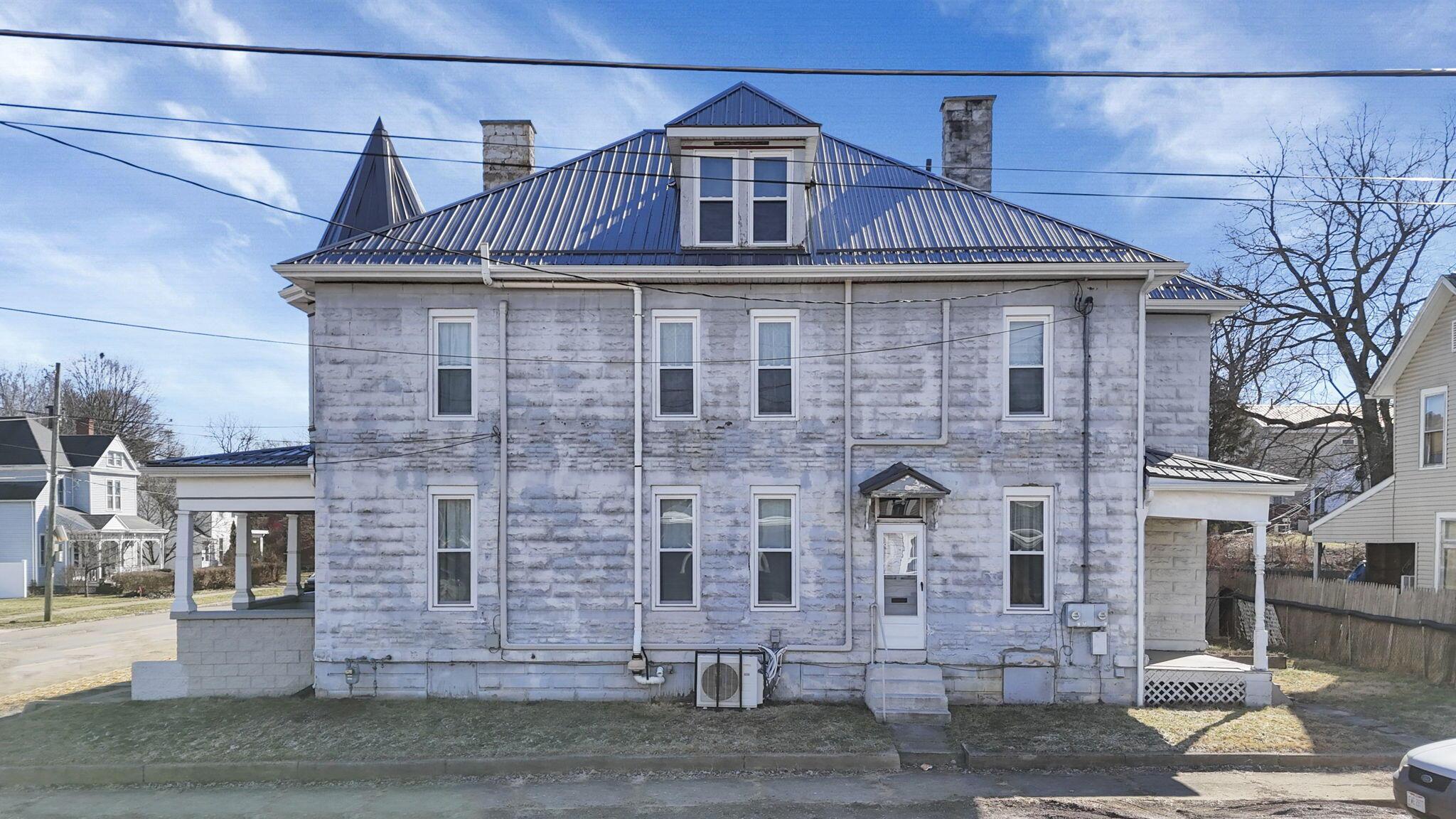 317-319 Hudson Avenue Property Photo 3