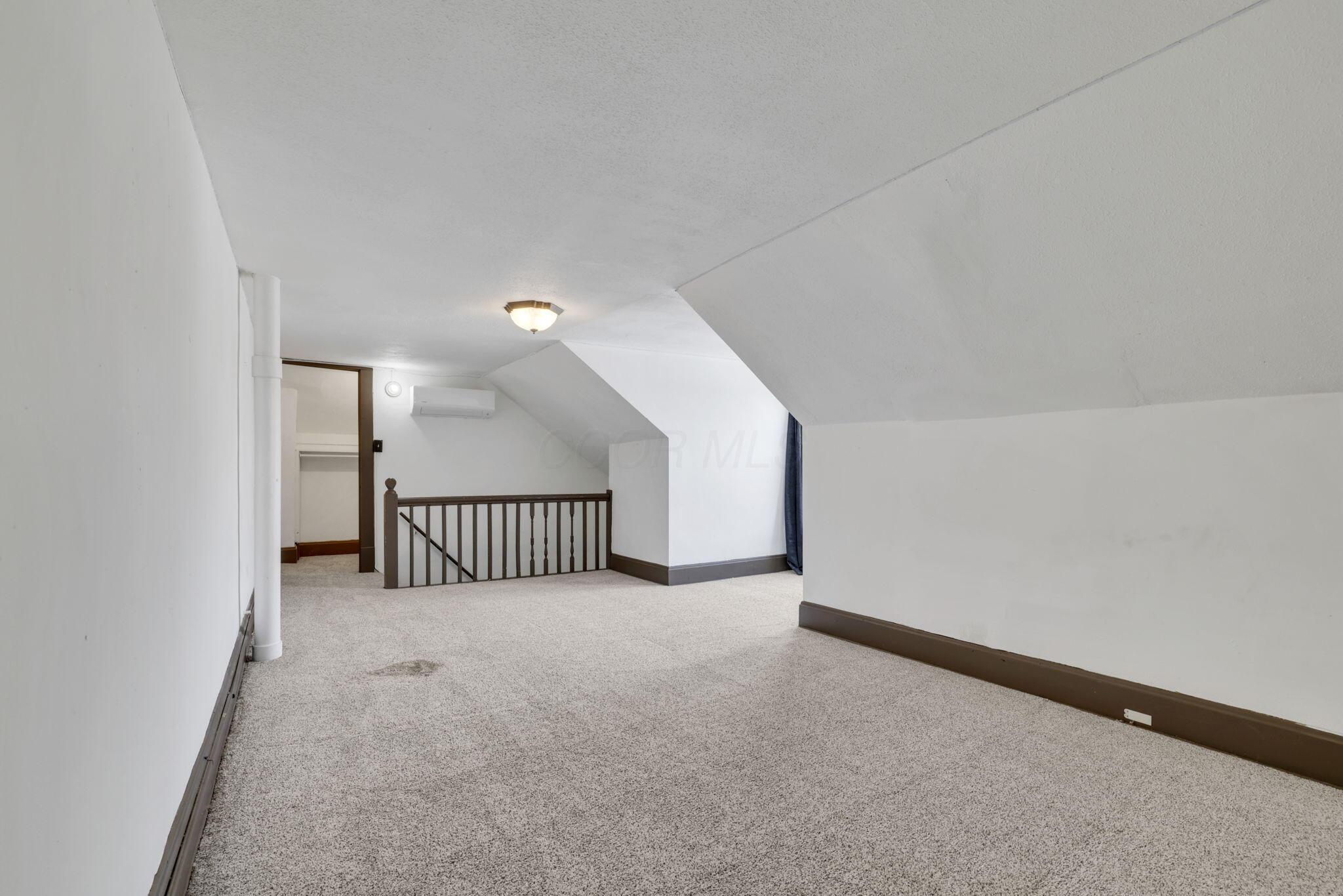 317-319 Hudson Avenue Property Photo 28