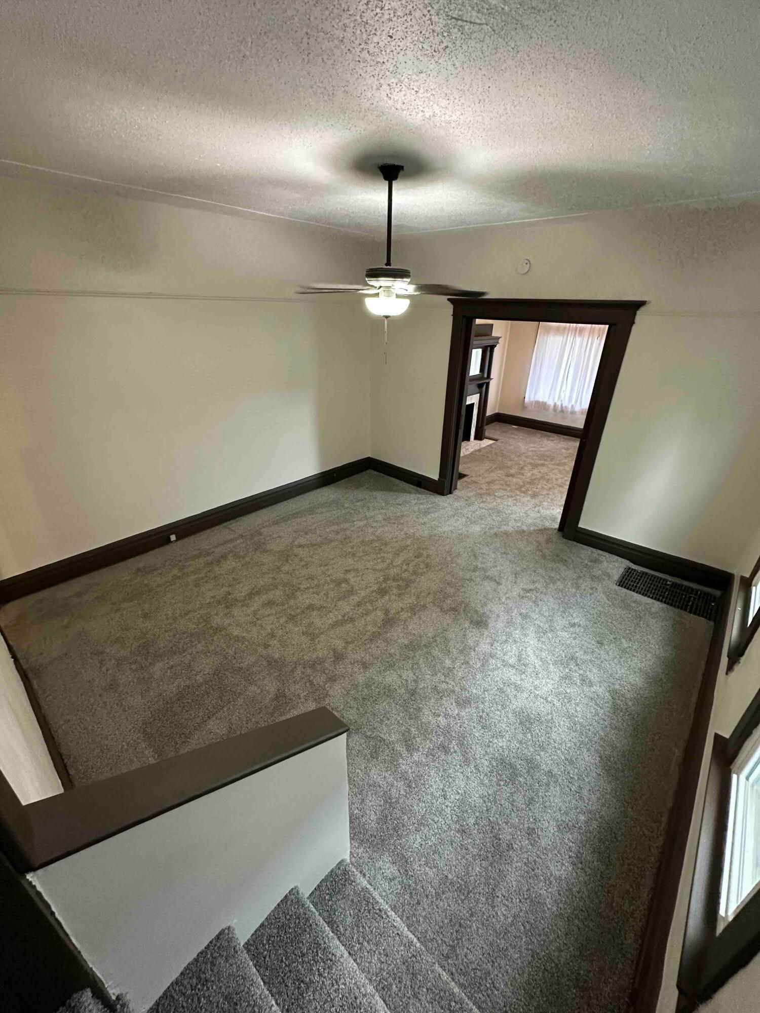317-319 Hudson Avenue Property Photo 35