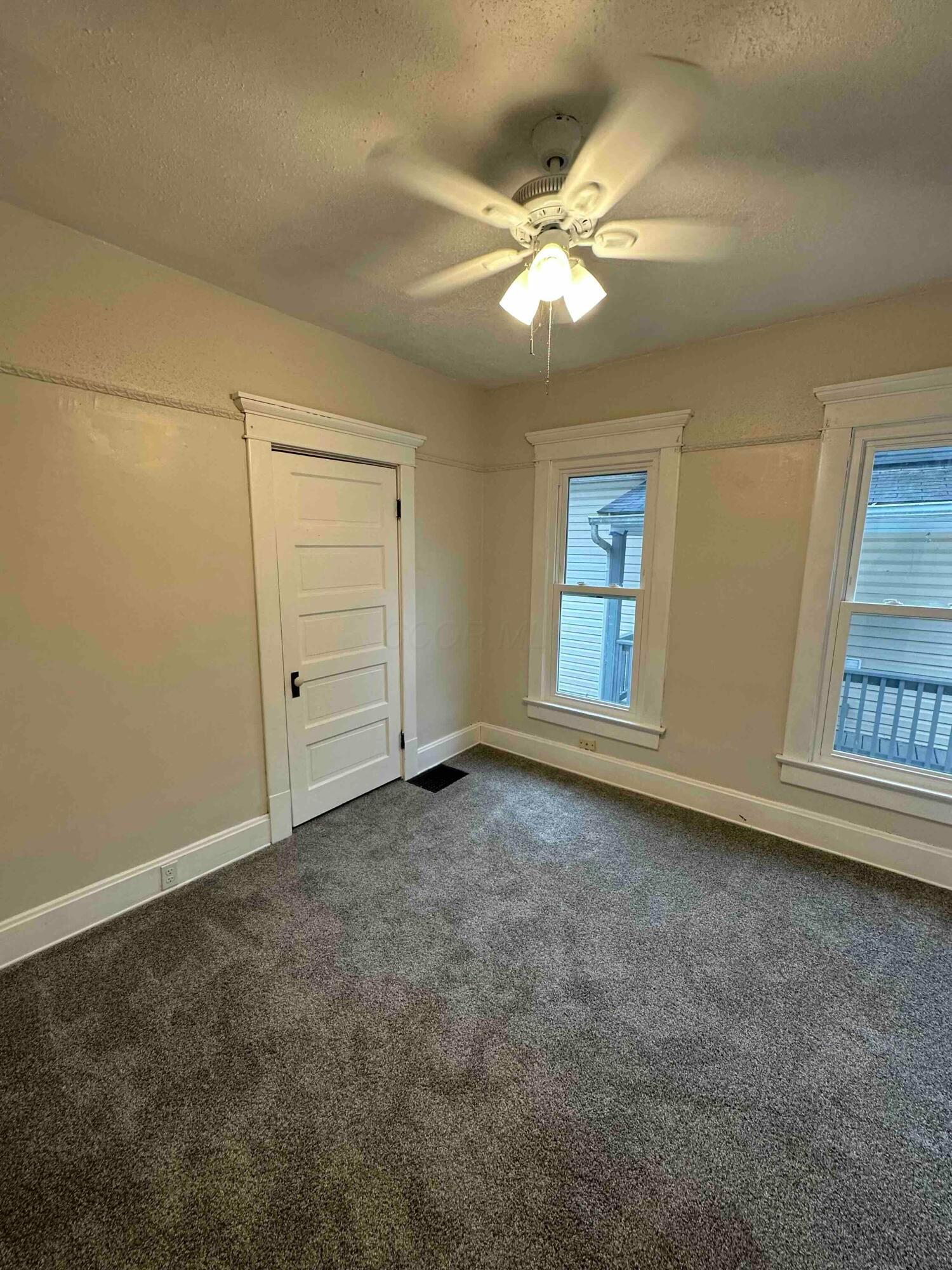 317-319 Hudson Avenue Property Photo 40