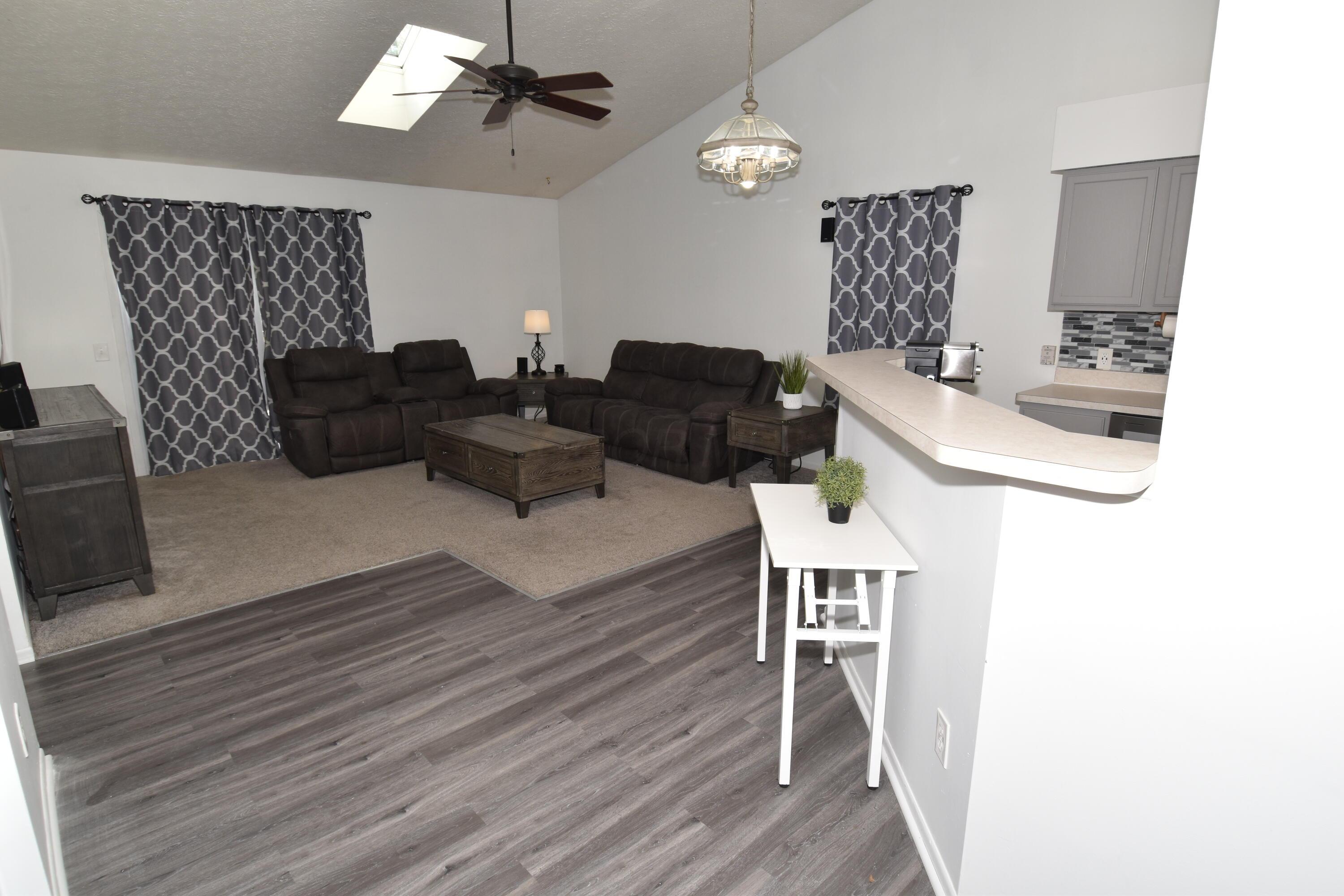 3087 Stonebluff Drive Property Photo 9
