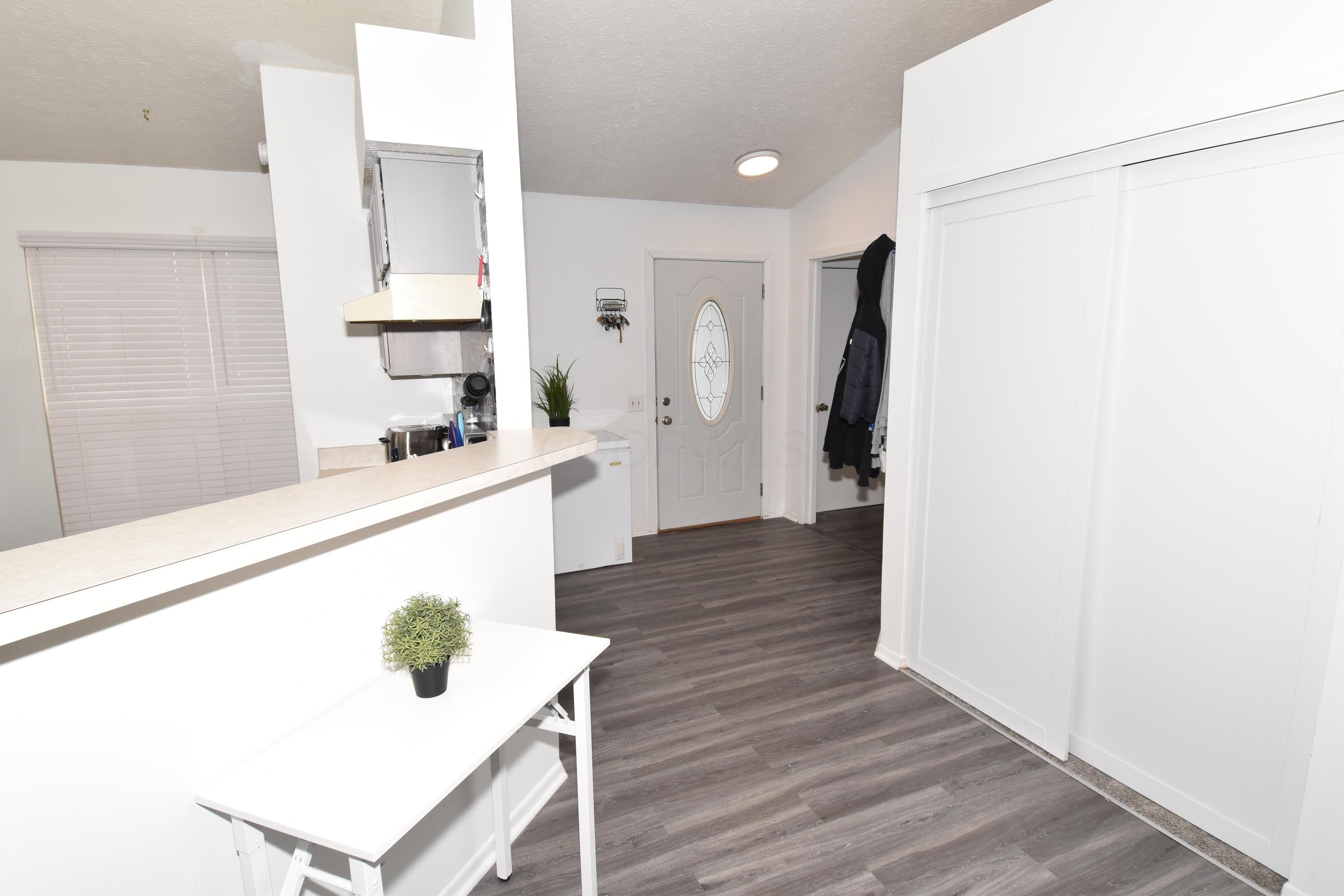 3087 Stonebluff Drive Property Photo 11