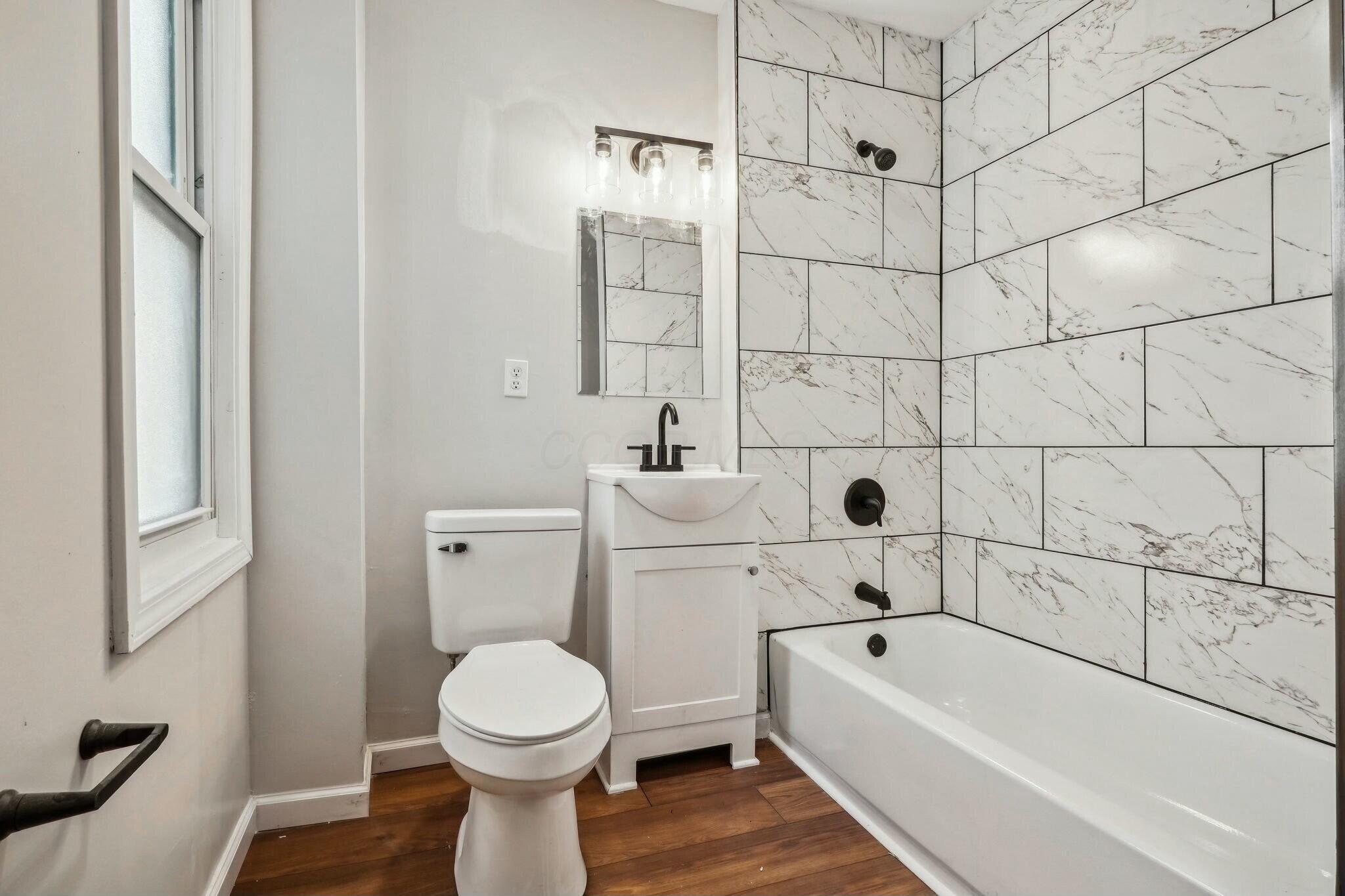 1598 Harvard Avenue Property Photo 13