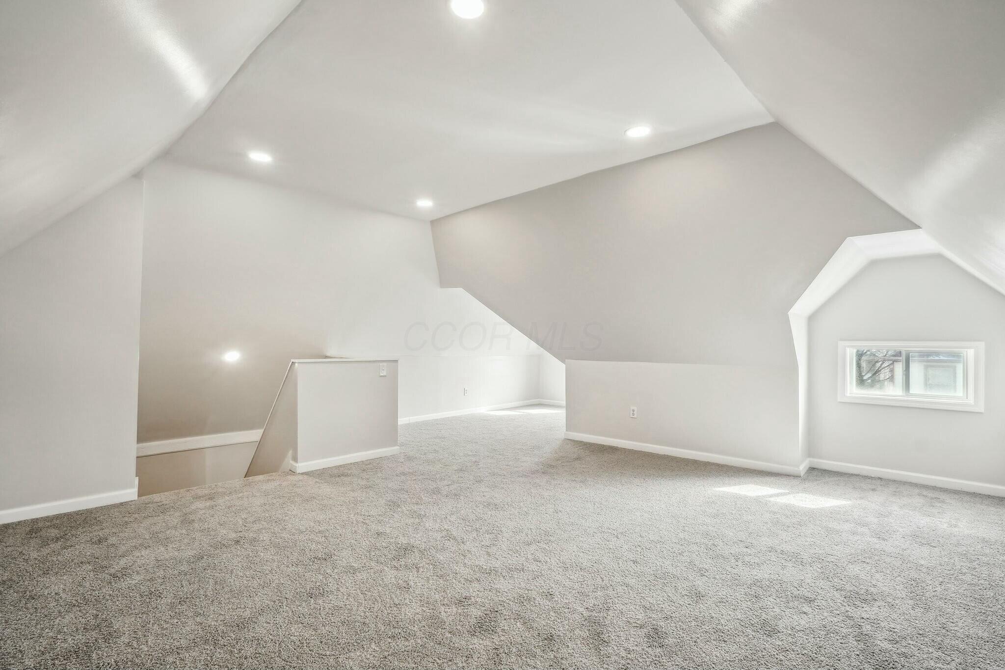 1598 Harvard Avenue Property Photo 14