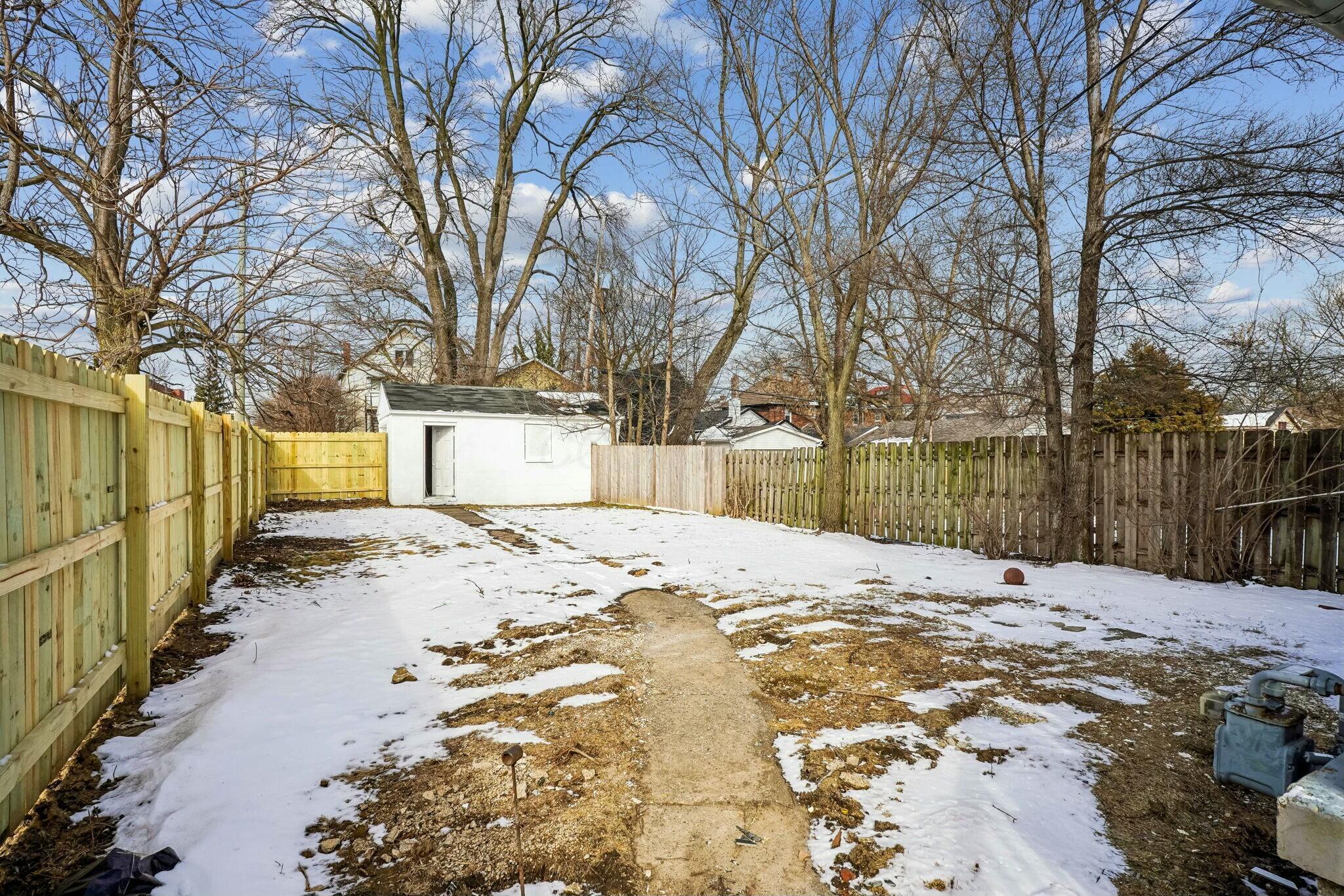 1598 Harvard Avenue Property Photo 15