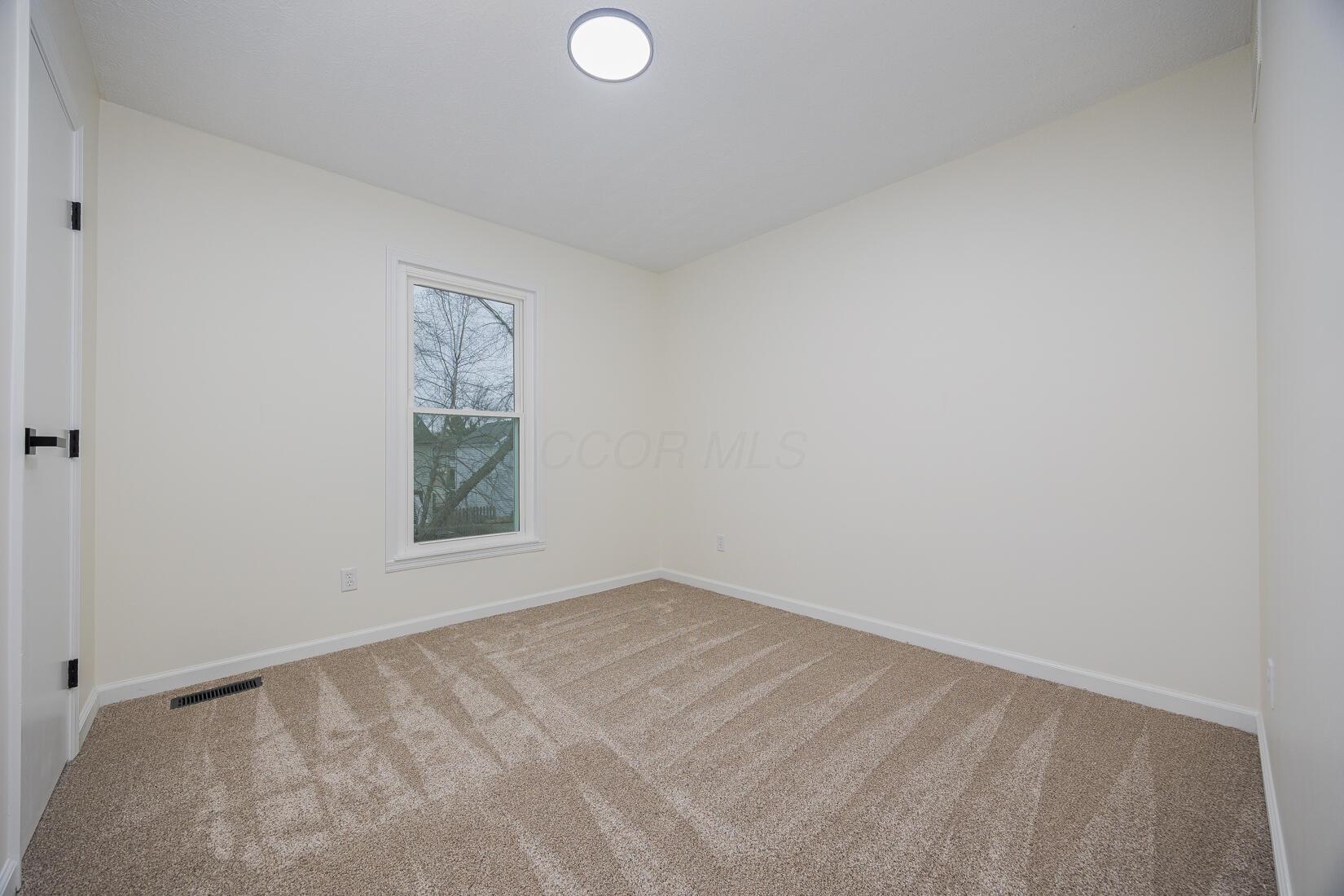2699 Willow Glen Road Property Photo 32