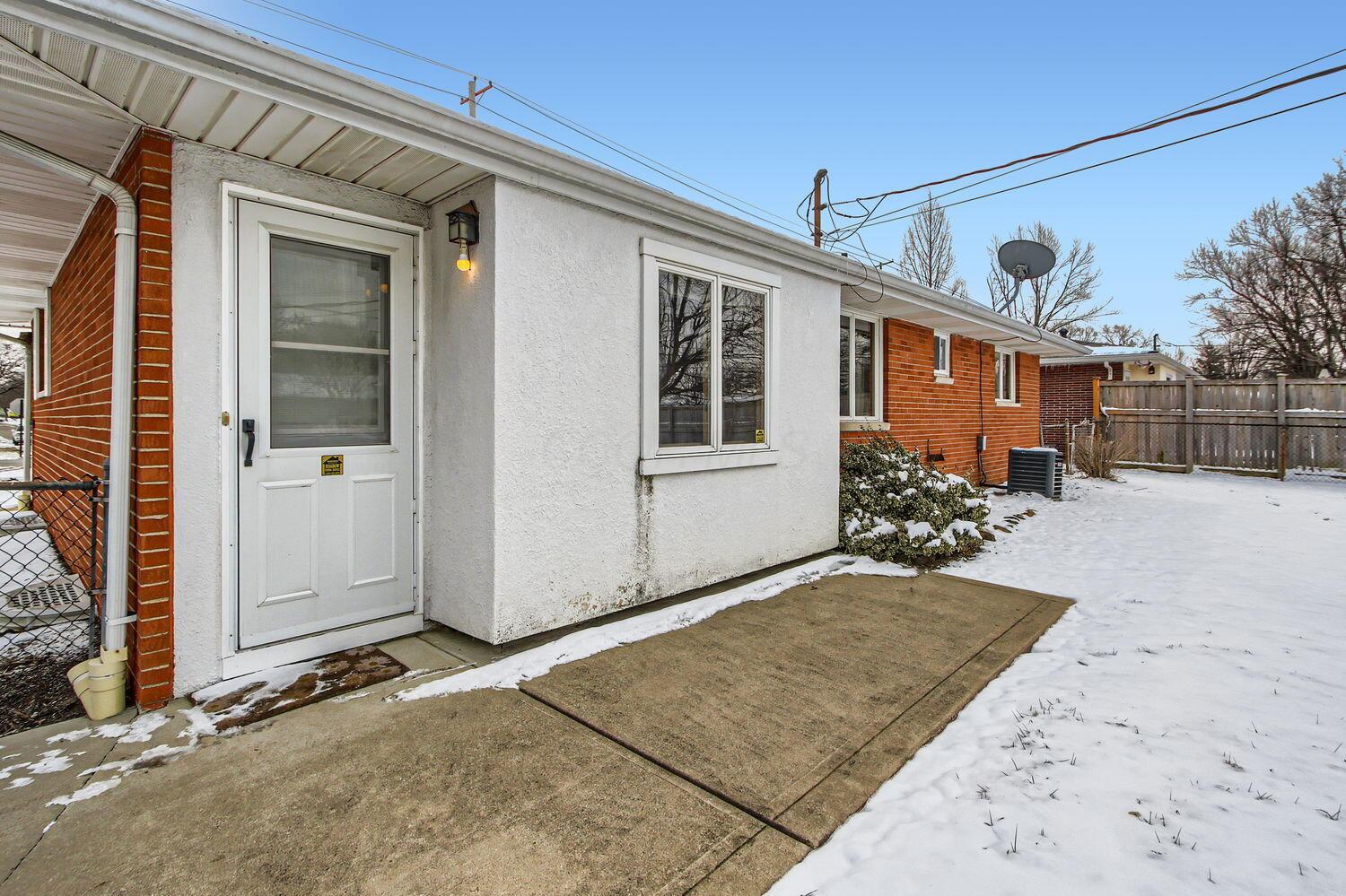 4399 Maize Road Property Photo 24