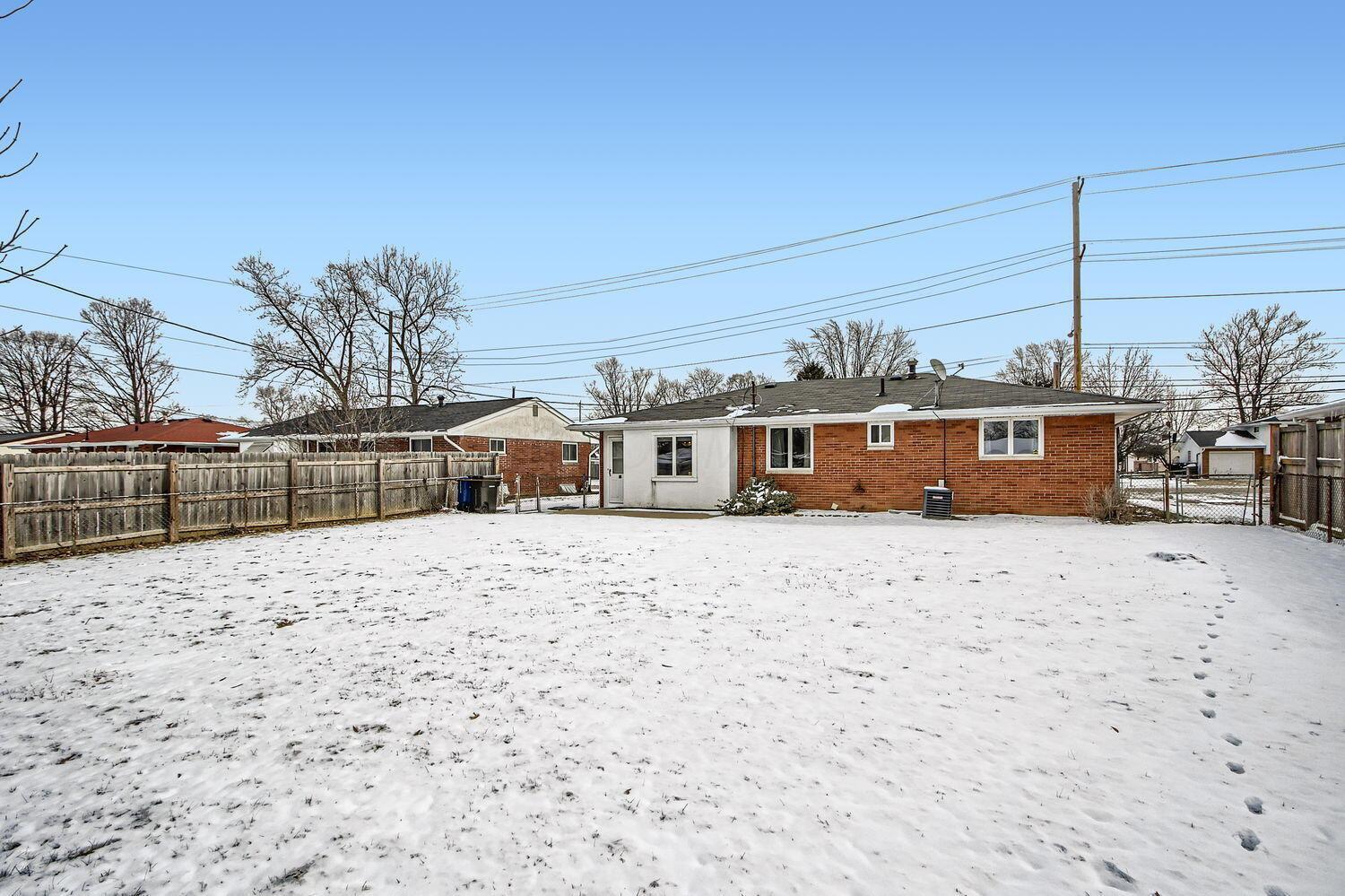4399 Maize Road Property Photo 26