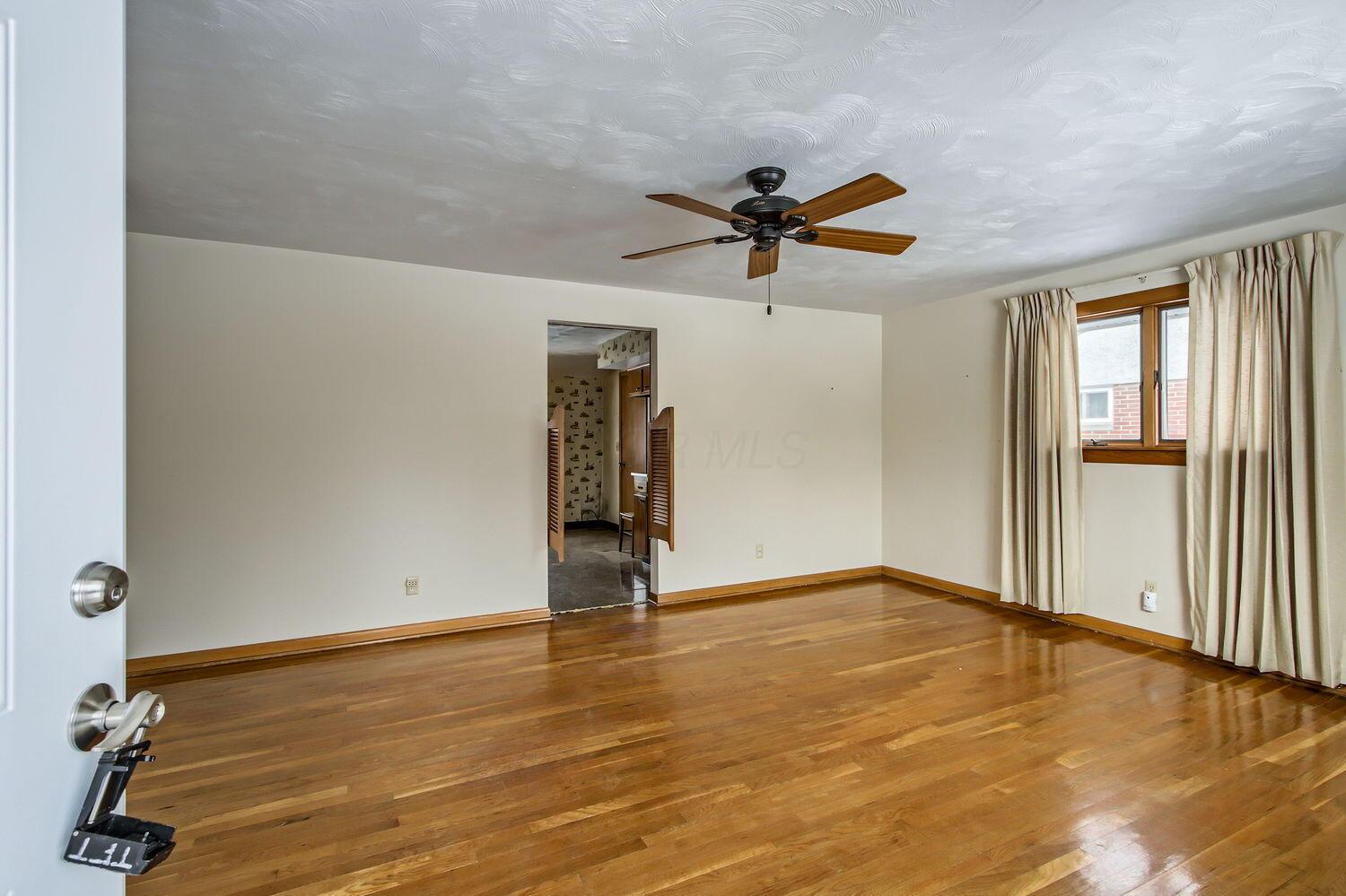 4399 Maize Road Property Photo 28