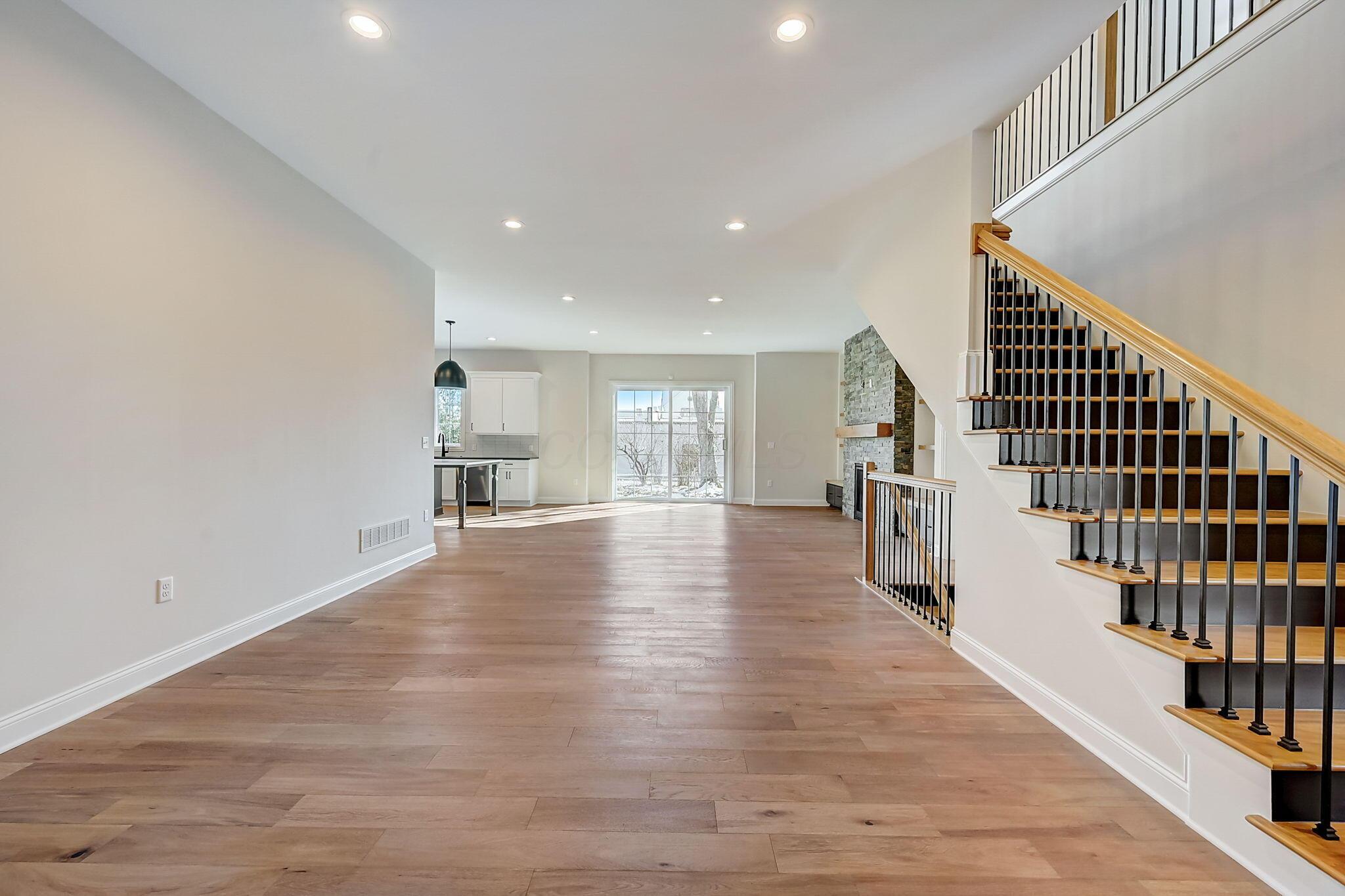 181 Chedworth Row Property Photo 35