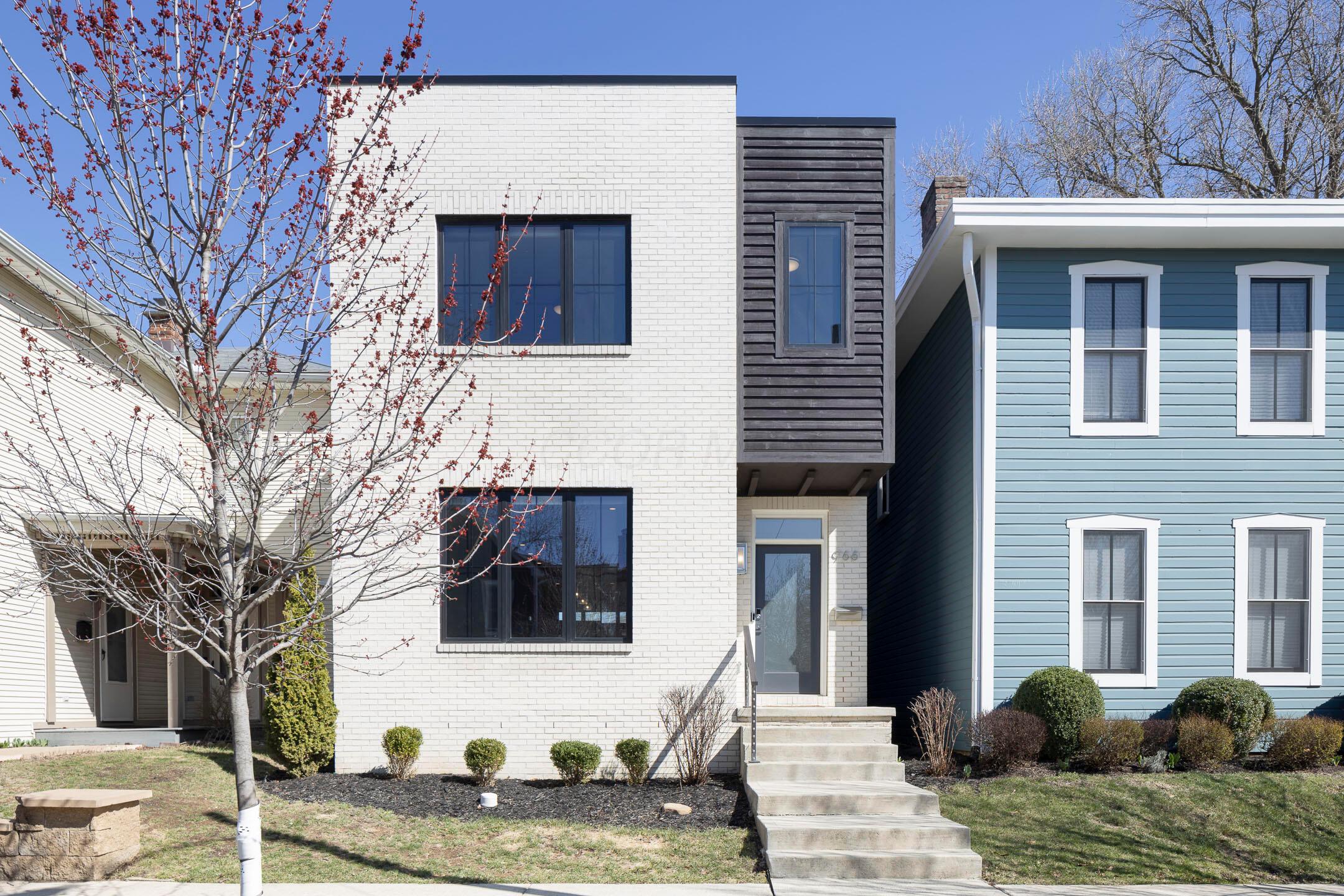 966 Highland Street Property Photo 1